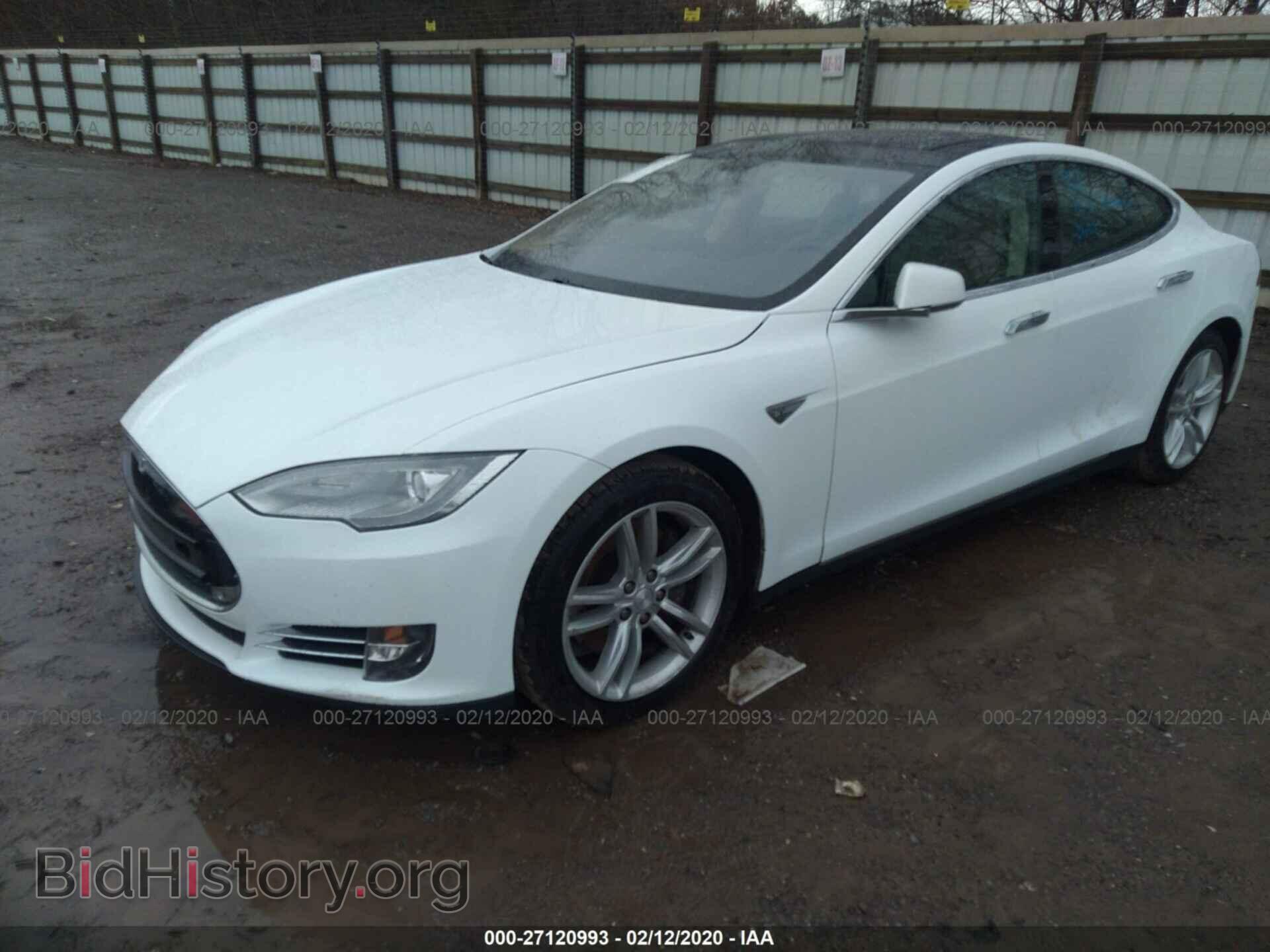 2013 TESLA MODEL S - VIN: 5YJSA1DN7DFP13924 - Фото 2
