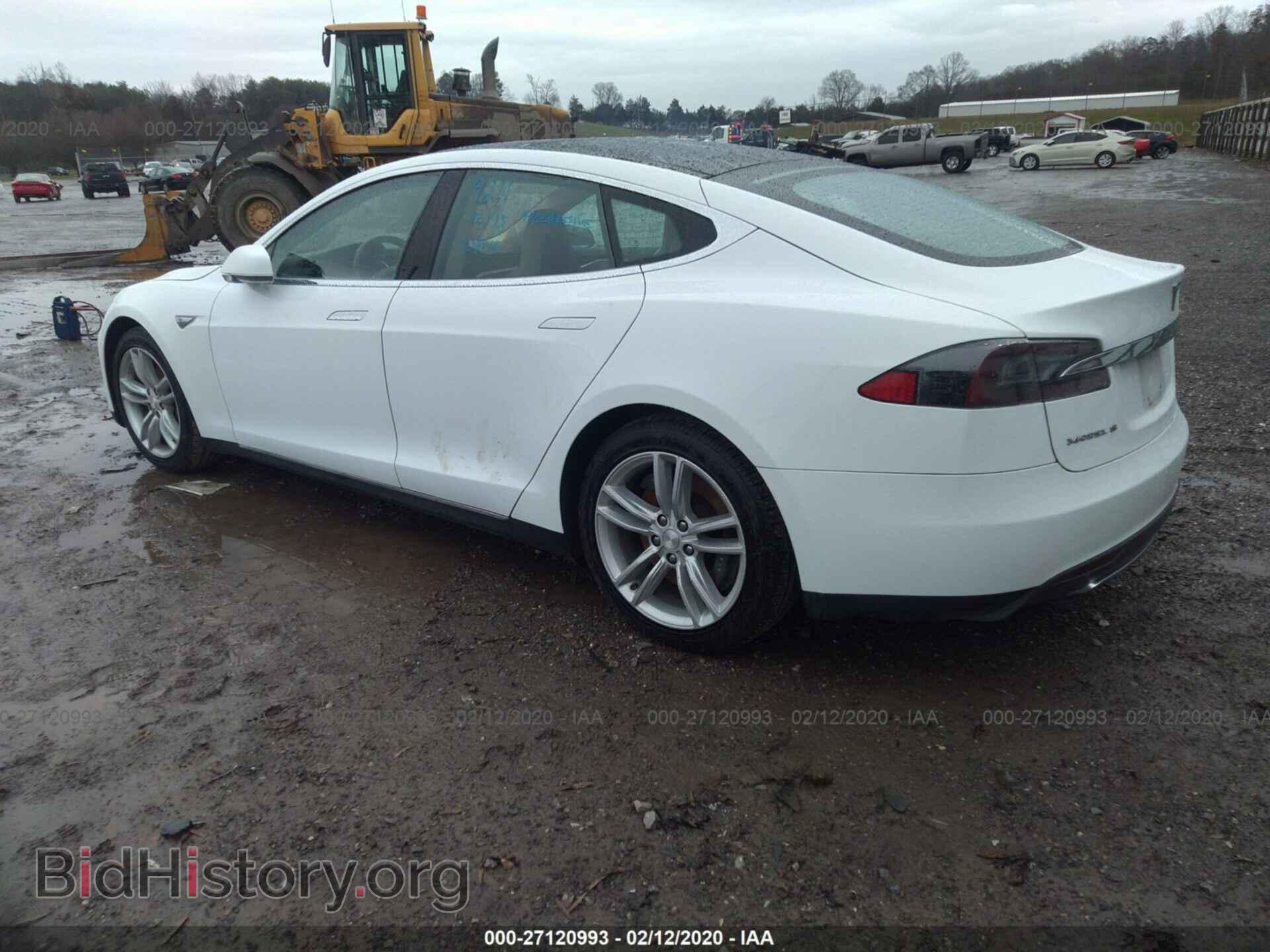 2013 TESLA MODEL S - VIN: 5YJSA1DN7DFP13924 - Фото 3