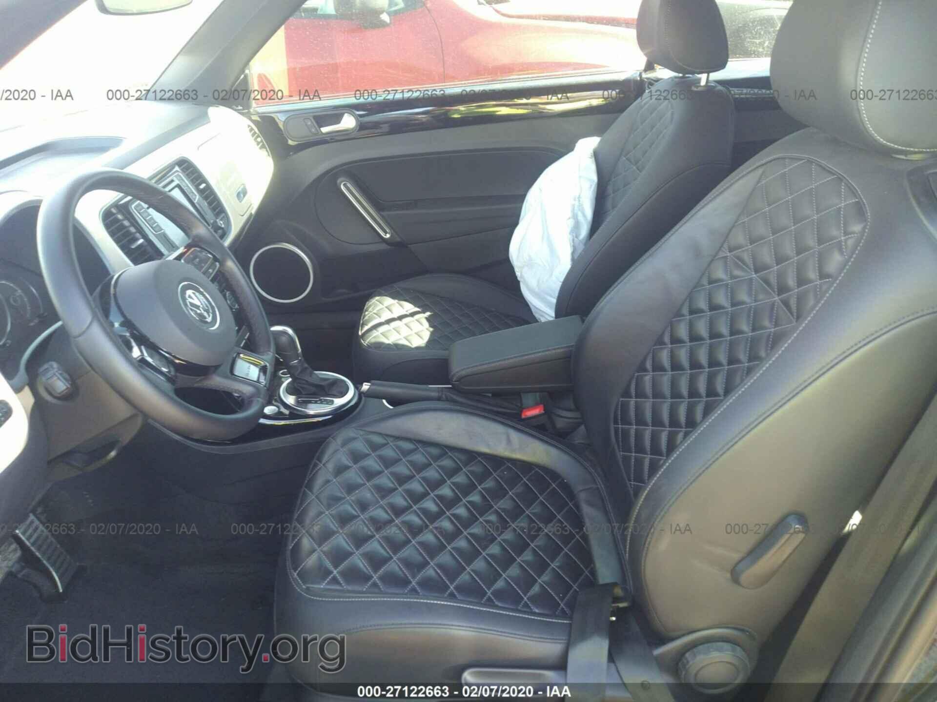 2019 VOLKSWAGEN BEETLE - VIN: 3VW5DAAT0KM501637 - Фото 5