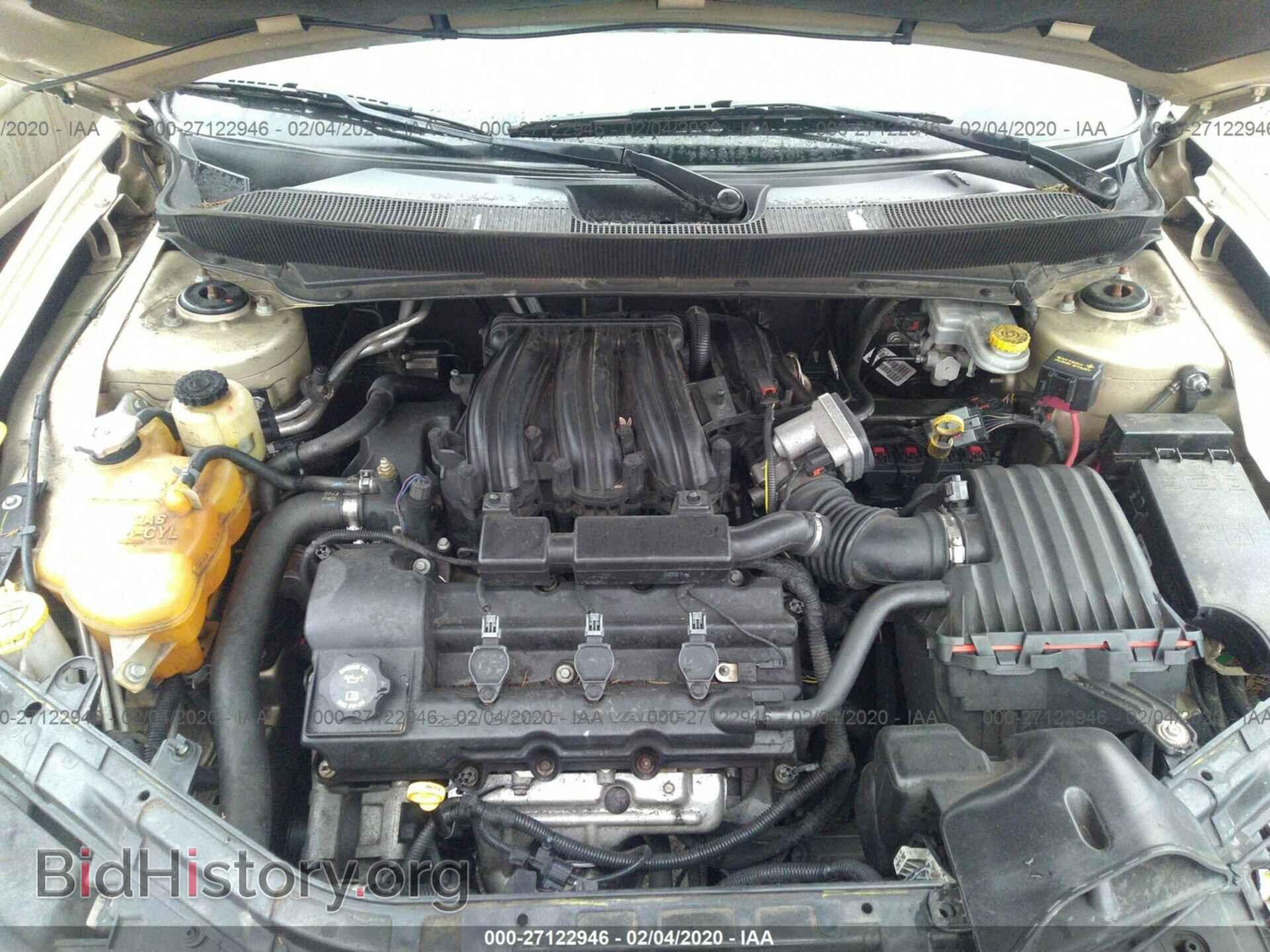 2010 CHRYSLER SEBRING - VIN: 1C3CC5FD8AN190747 - Фото 10