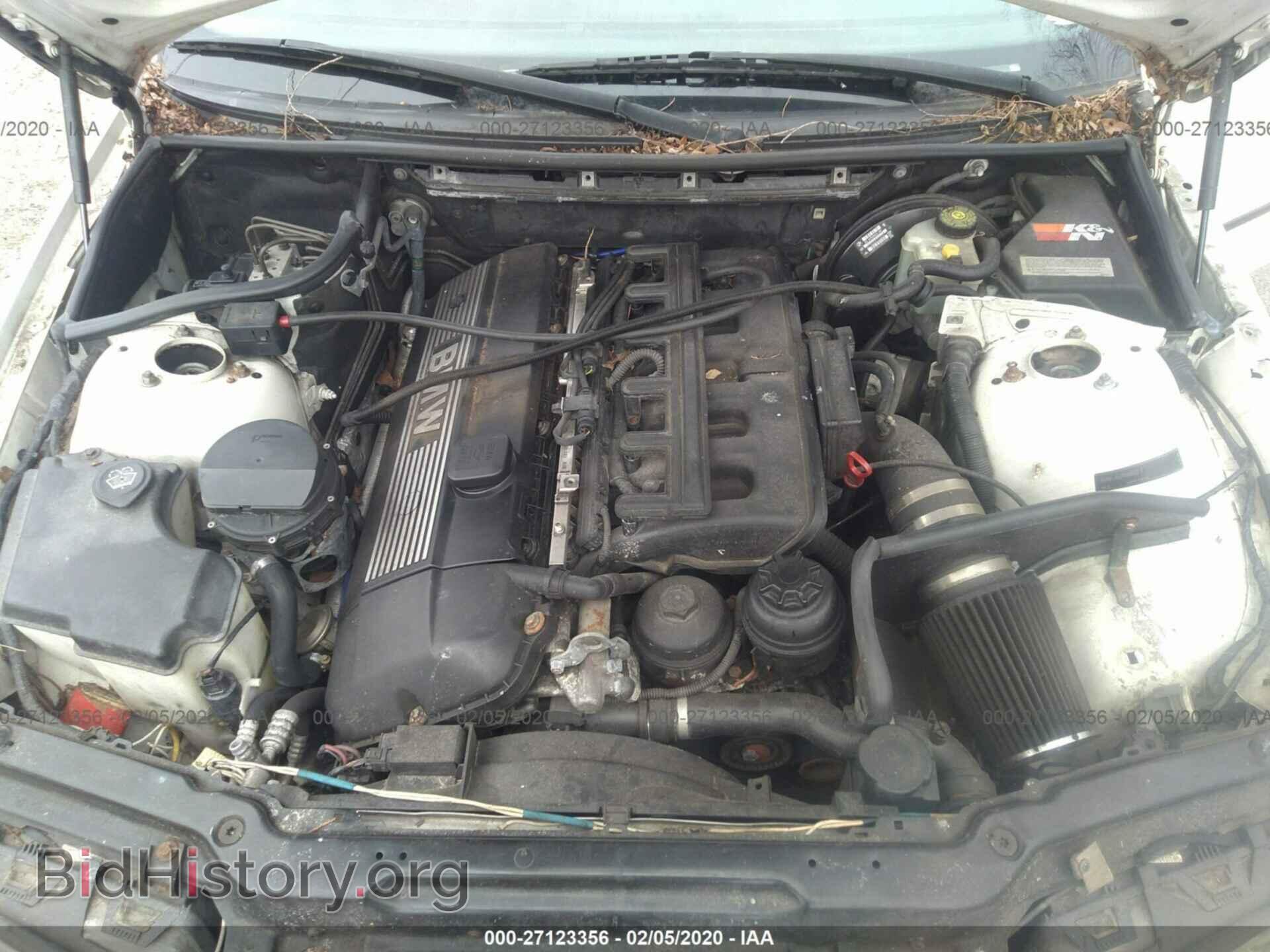 2005 BMW 330 - VIN: WBAEW534X5PN36790 - Фото 10