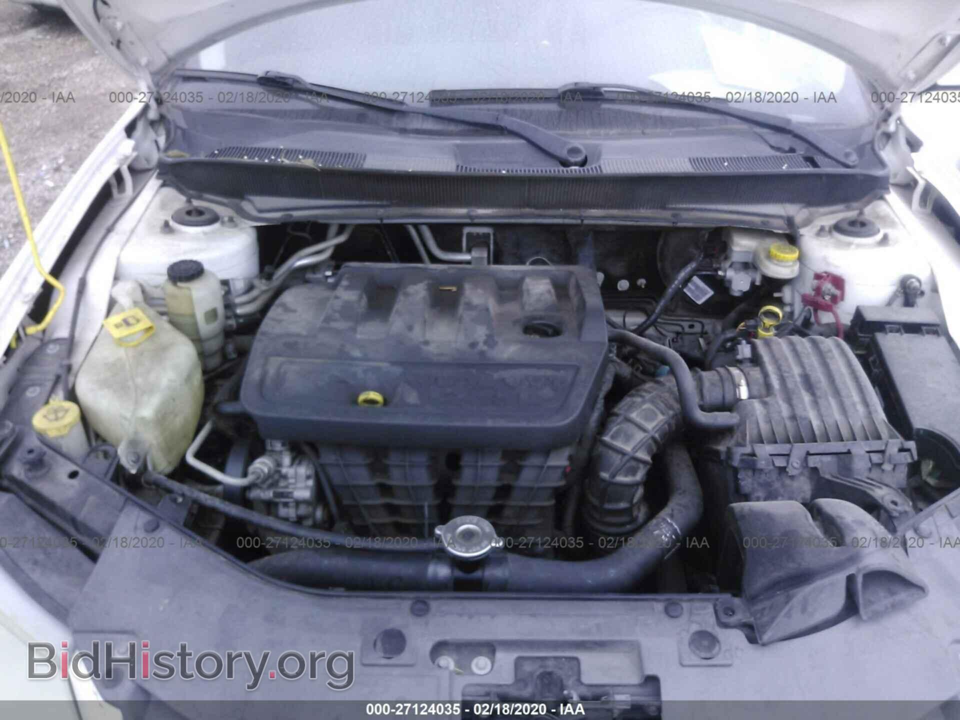 2010 CHRYSLER SEBRING - VIN: 1C3CC5FB2AN219528 - Фото 10