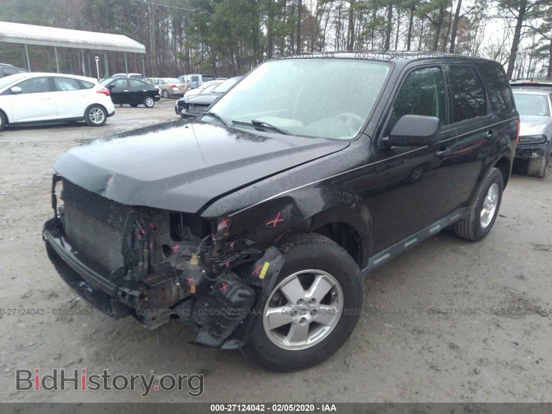 2011 FORD ESCAPE - VIN: 1FMCU0C77BKC47481 - Фото 2