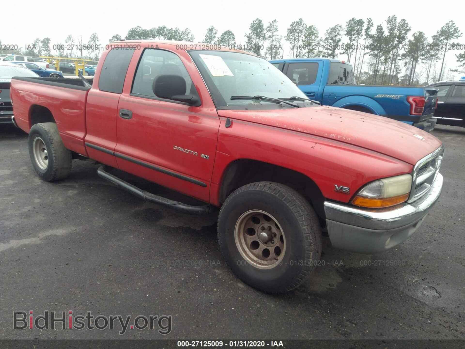 Photo 1B7GL22X2YS537125 - DODGE DAKOTA 2000