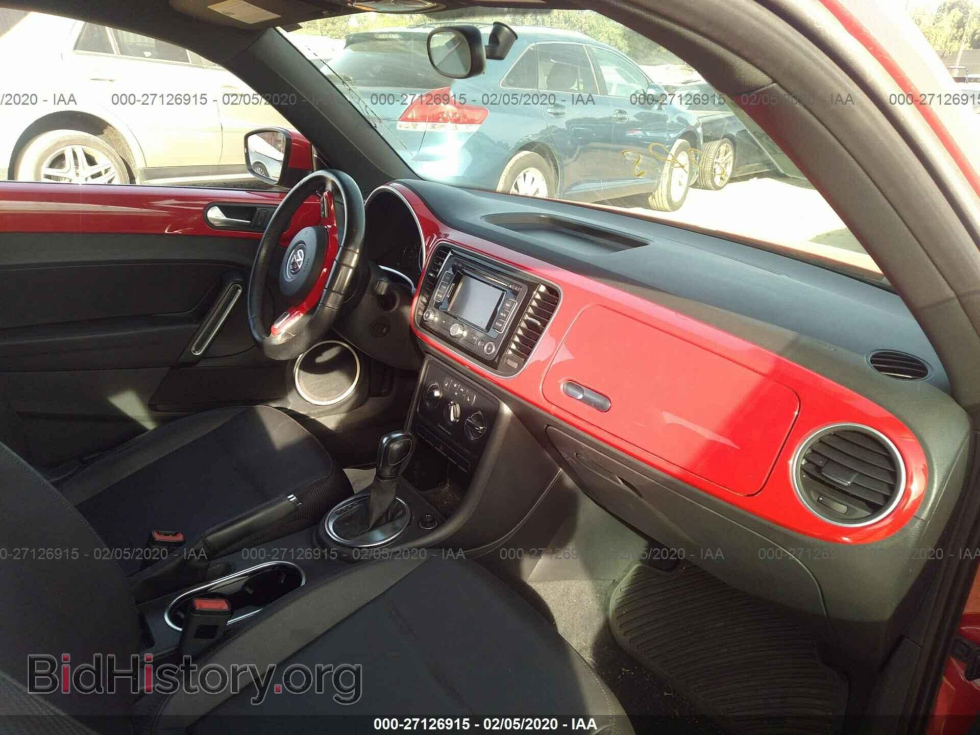 2012 VOLKSWAGEN BEETLE - VIN: 3VWJP7AT6CM630458 - Фото 5