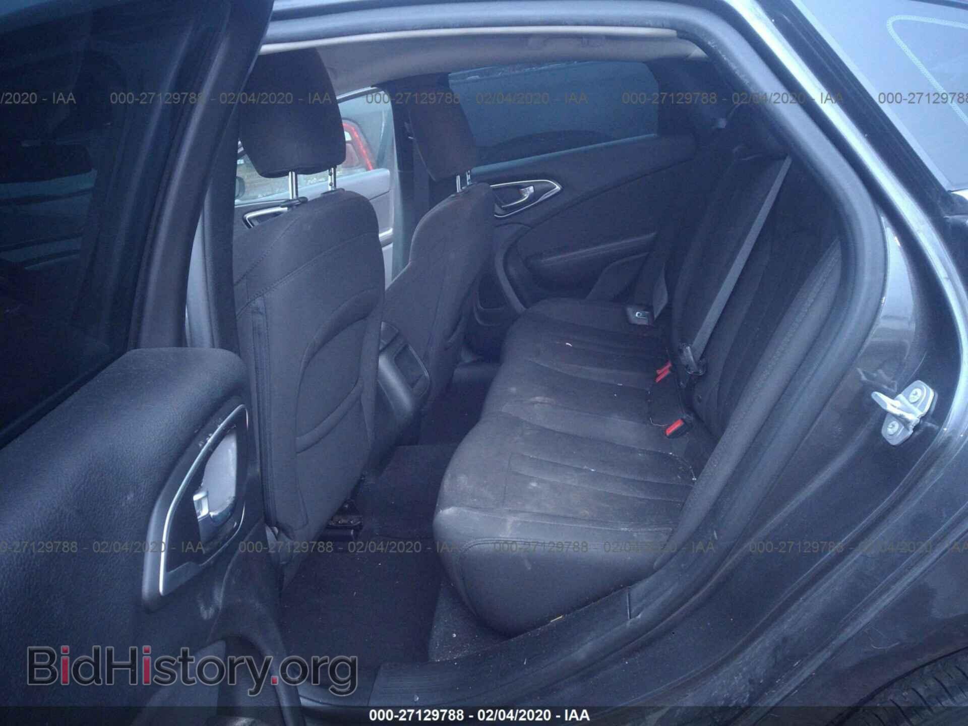 2015 CHRYSLER 200 - VIN: 1C3CCCAB0FN655460 - Фото 8