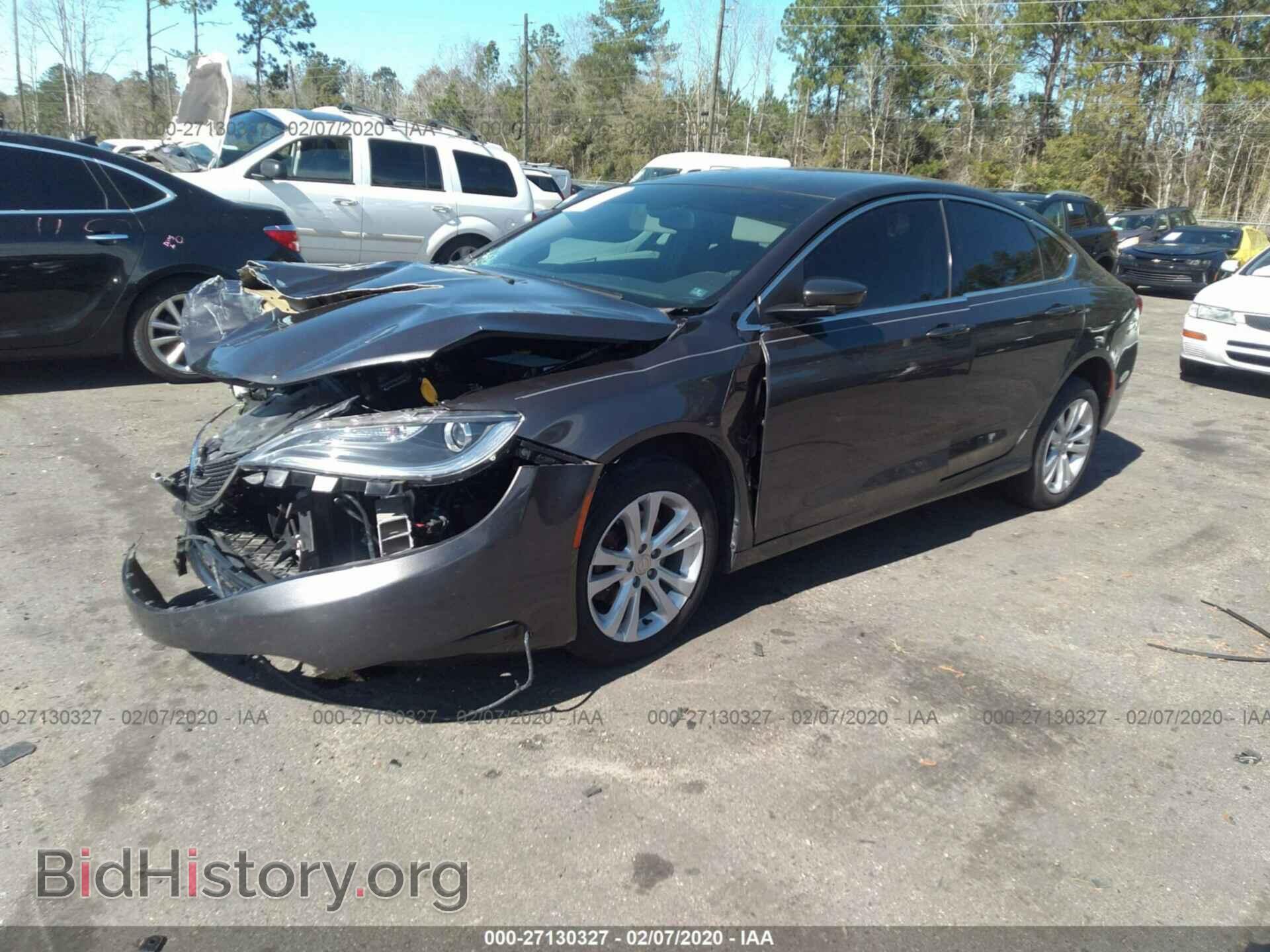 2017 CHRYSLER 200 - VIN: 1C3CCCAB0HN500488 - Фото 2