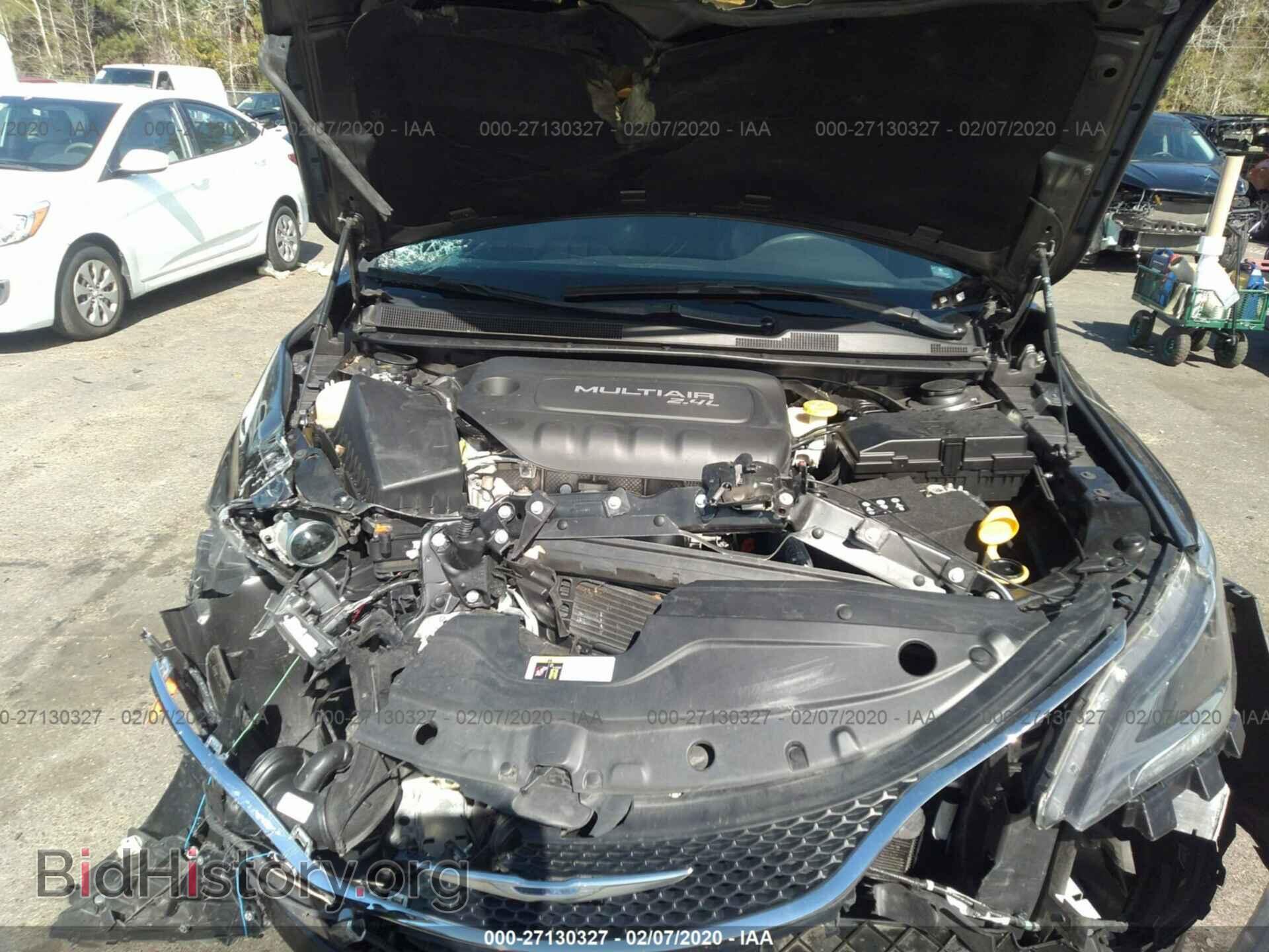 2017 CHRYSLER 200 - VIN: 1C3CCCAB0HN500488 - Фото 10