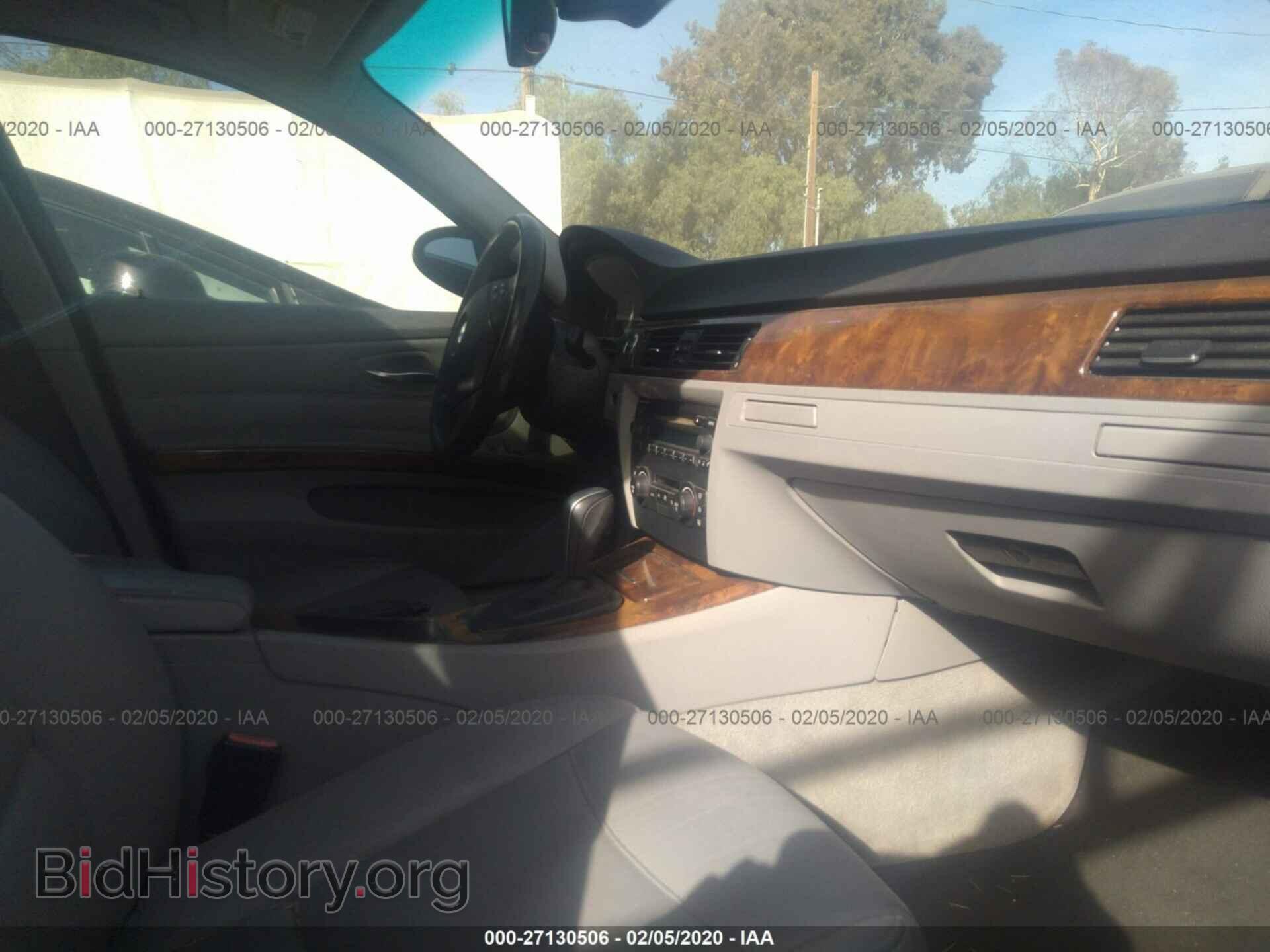 2006 BMW 330 - VIN: WBAVB33586KR73100 - Photo 5