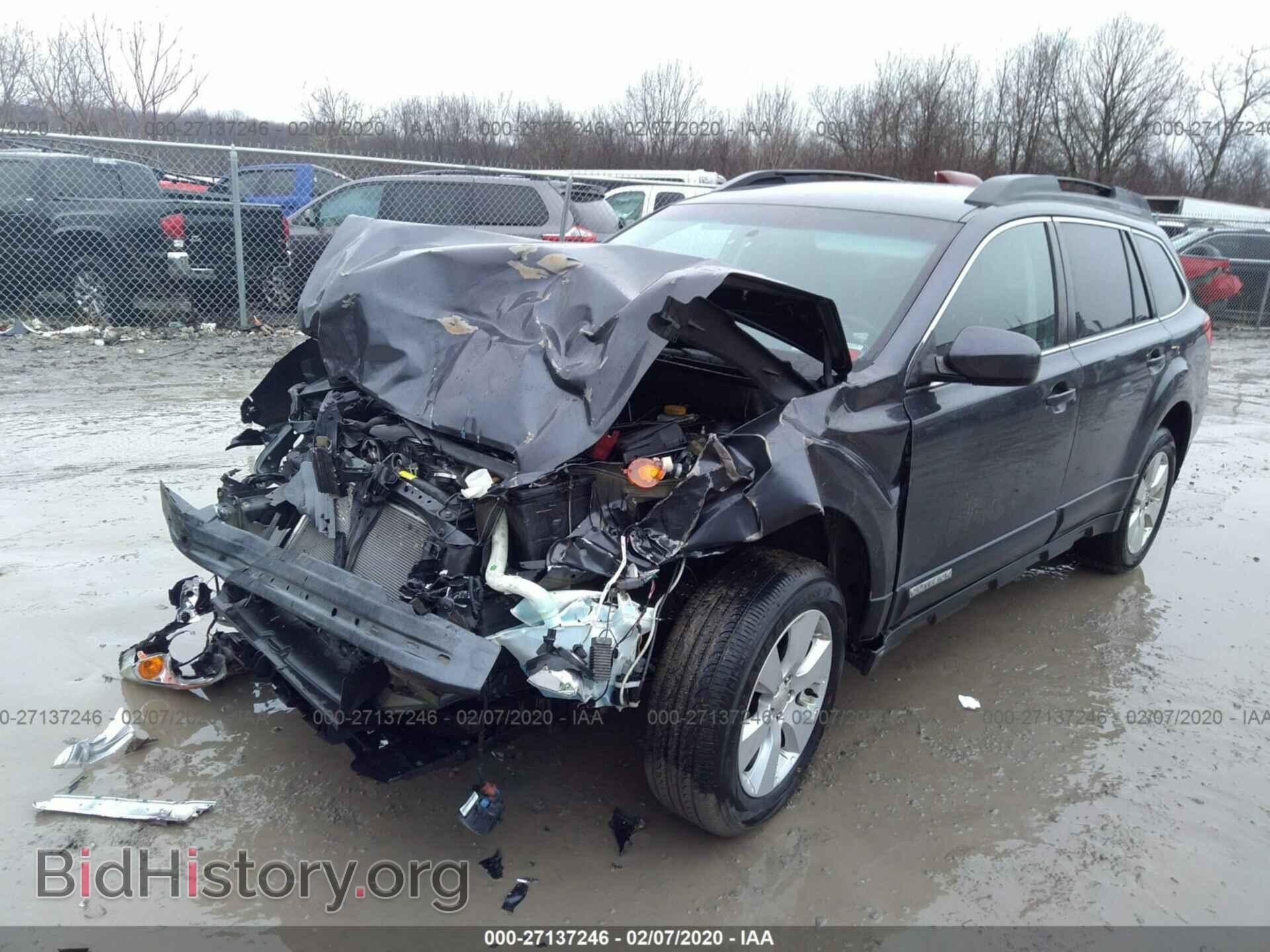 2011 SUBARU OUTBACK - VIN: 4S4BRBCC8B3437998 - Фото 2