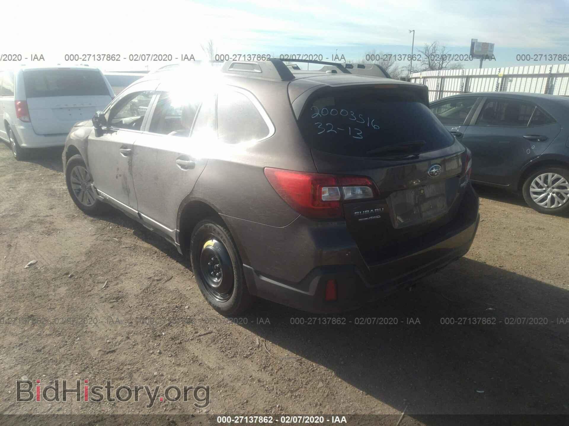 2019 SUBARU OUTBACK - VIN: 4S4BSABC7K3213122 - Фото 3