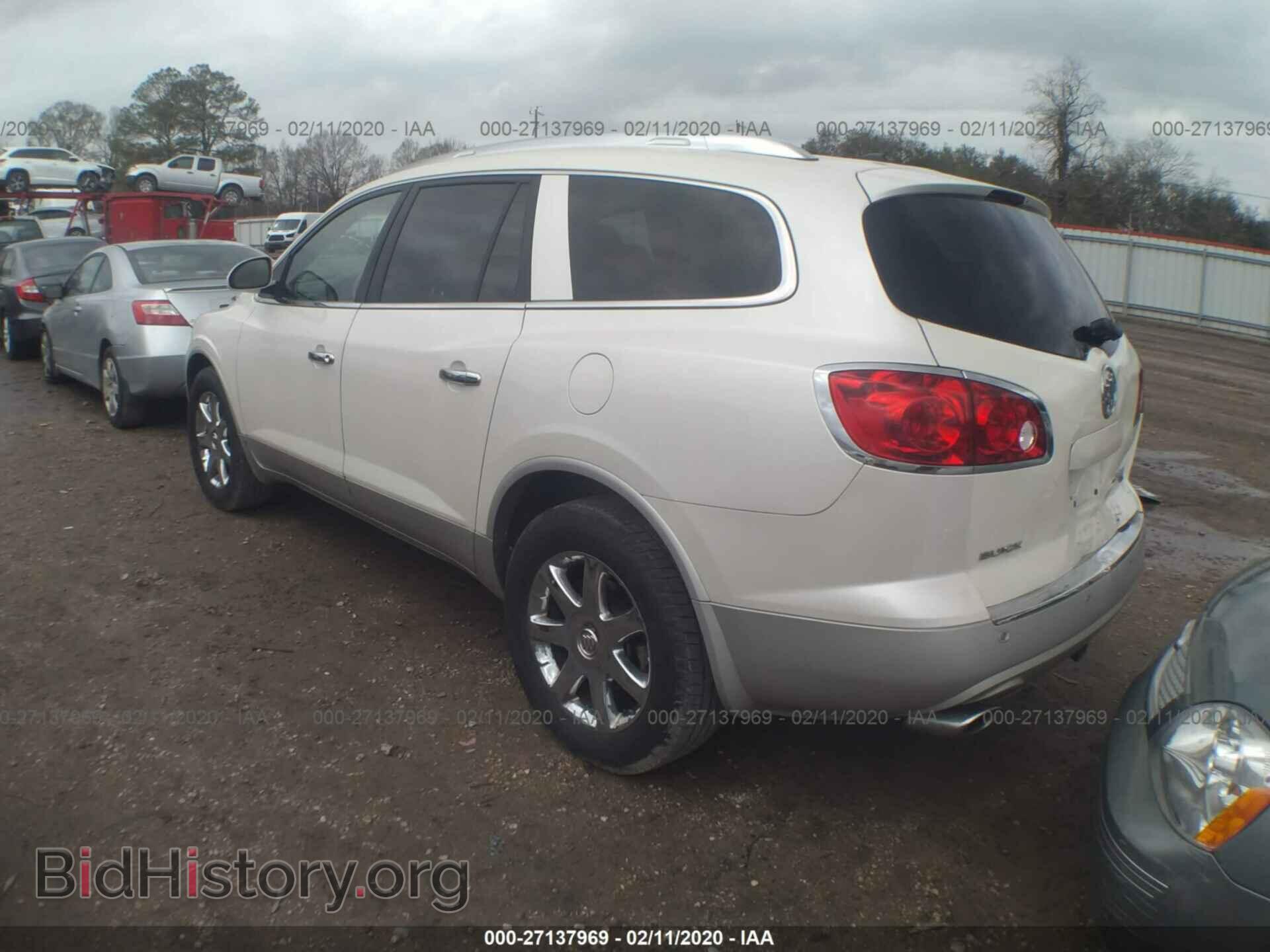 2008 BUICK ENCLAVE - VIN: 5GAEV23788J232431 - Фото 3