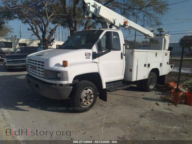 2008 GMC C4500 (VIN 1GDE4C1948F402536) — photo 2 of 11