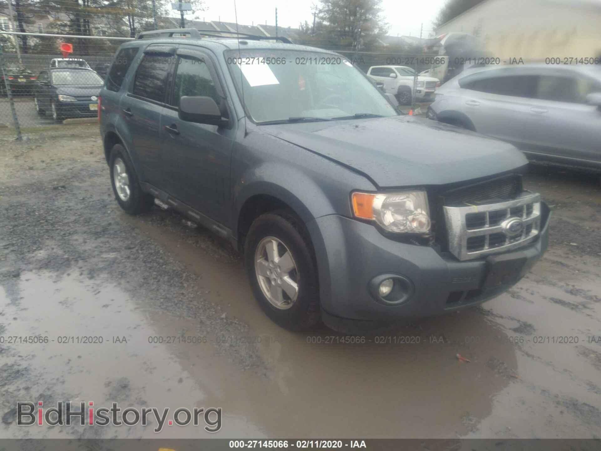 Photo 1FMCU0DG2BKC27833 - FORD ESCAPE 2011