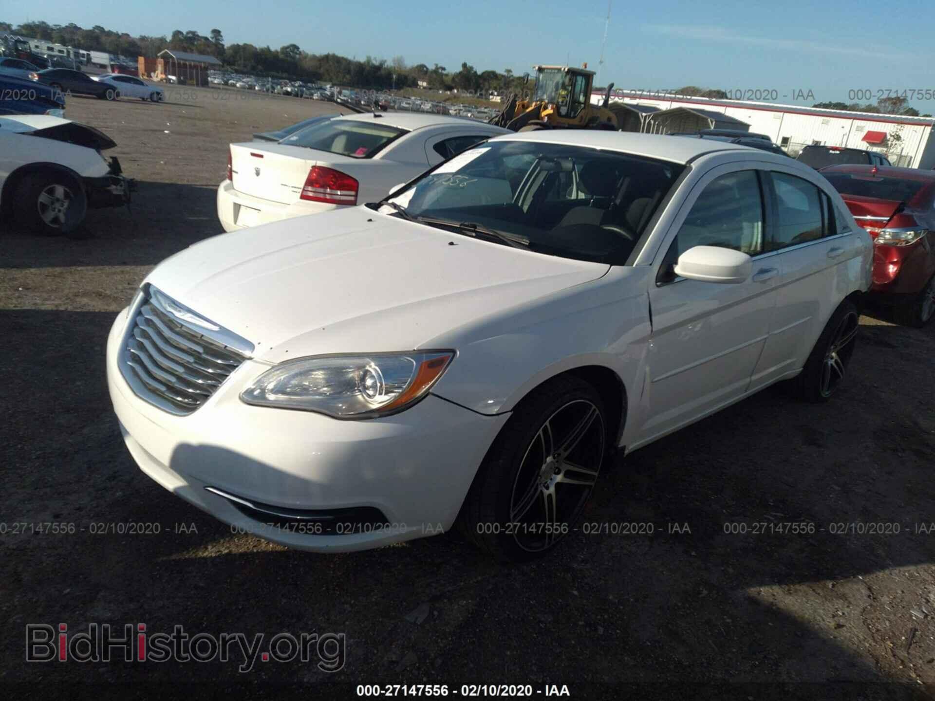 2012 CHRYSLER 200 - VIN: 1C3CCBAB6CN217354 - Photo 2