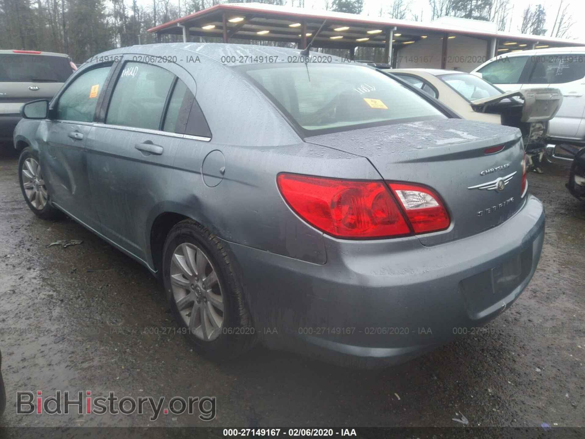 2010 CHRYSLER SEBRING - VIN: 1C3CC5FB9AN137232 - Фото 3