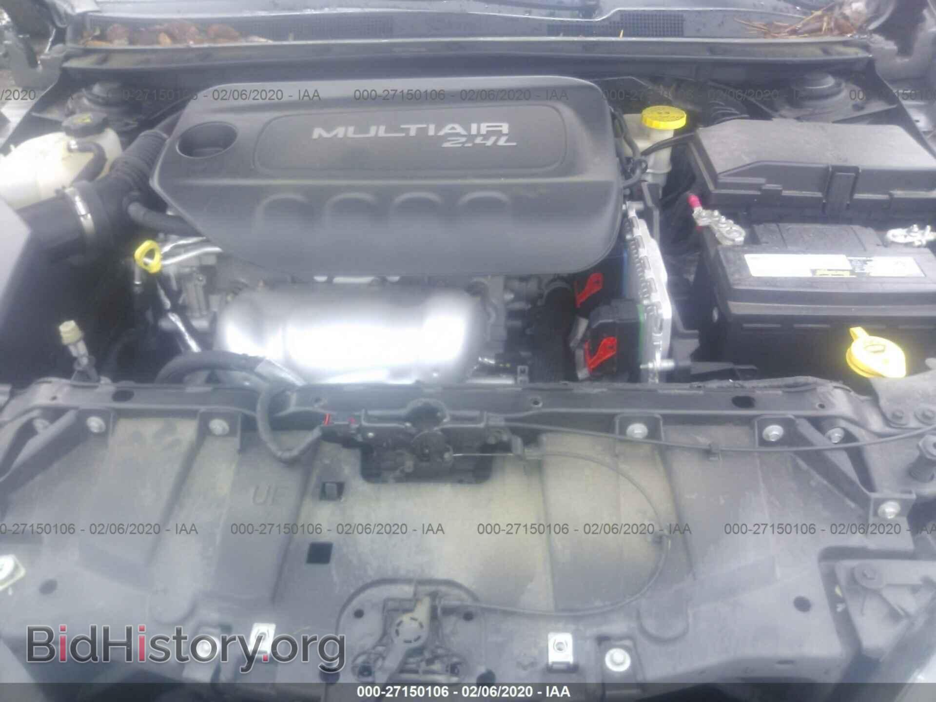 2015 CHRYSLER 200 - VIN: 1C3CCCCB6FN538575 - Фото 10