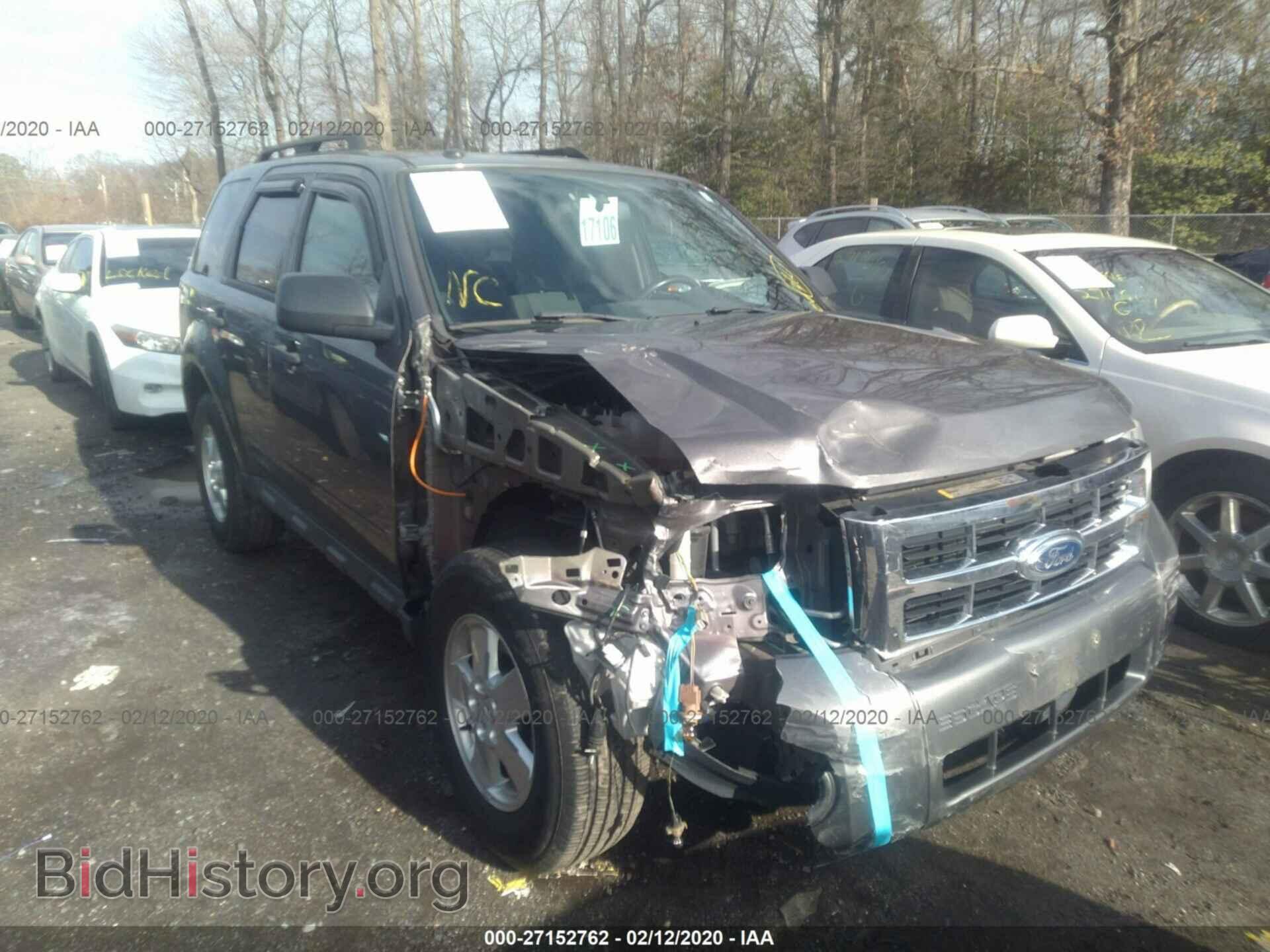 Фотография 1FMCU0D75CKA02369 - FORD ESCAPE 2012