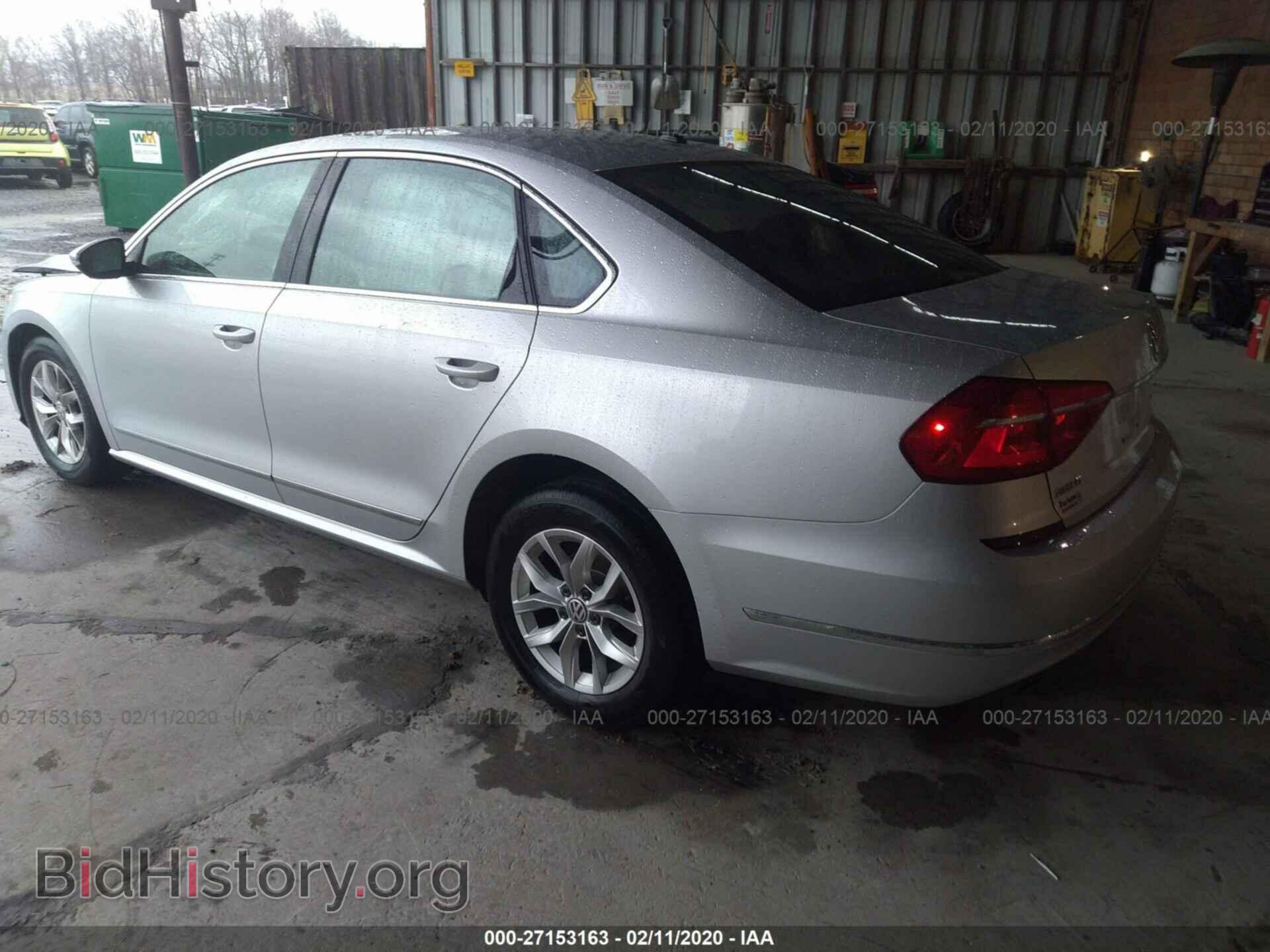 2016 VOLKSWAGEN PASSAT - VIN: 1VWAT7A36GC028372 - Фото 3