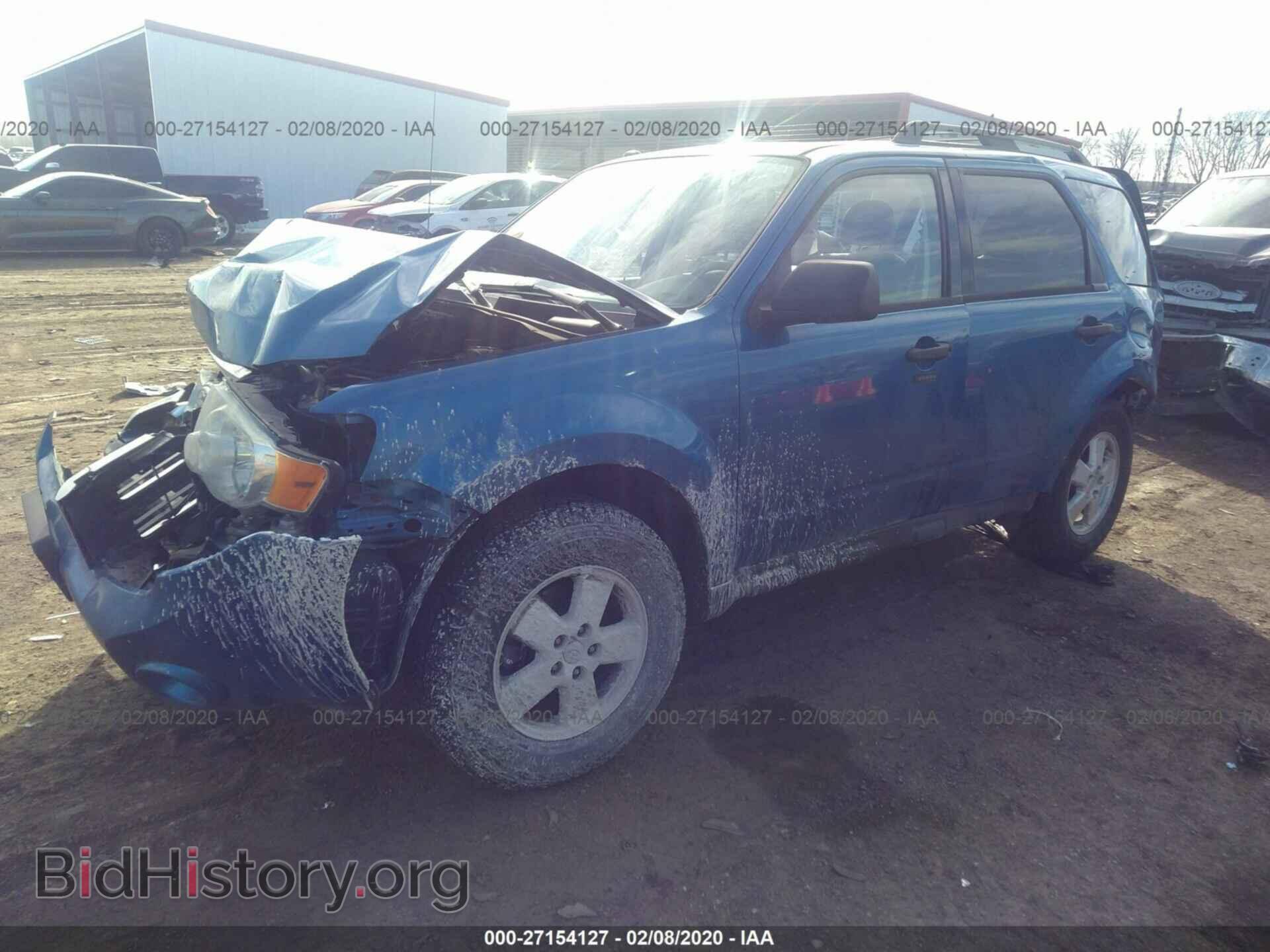 2011 FORD ESCAPE - VIN: 1FMCU9D71BKB67323 - Фото 2