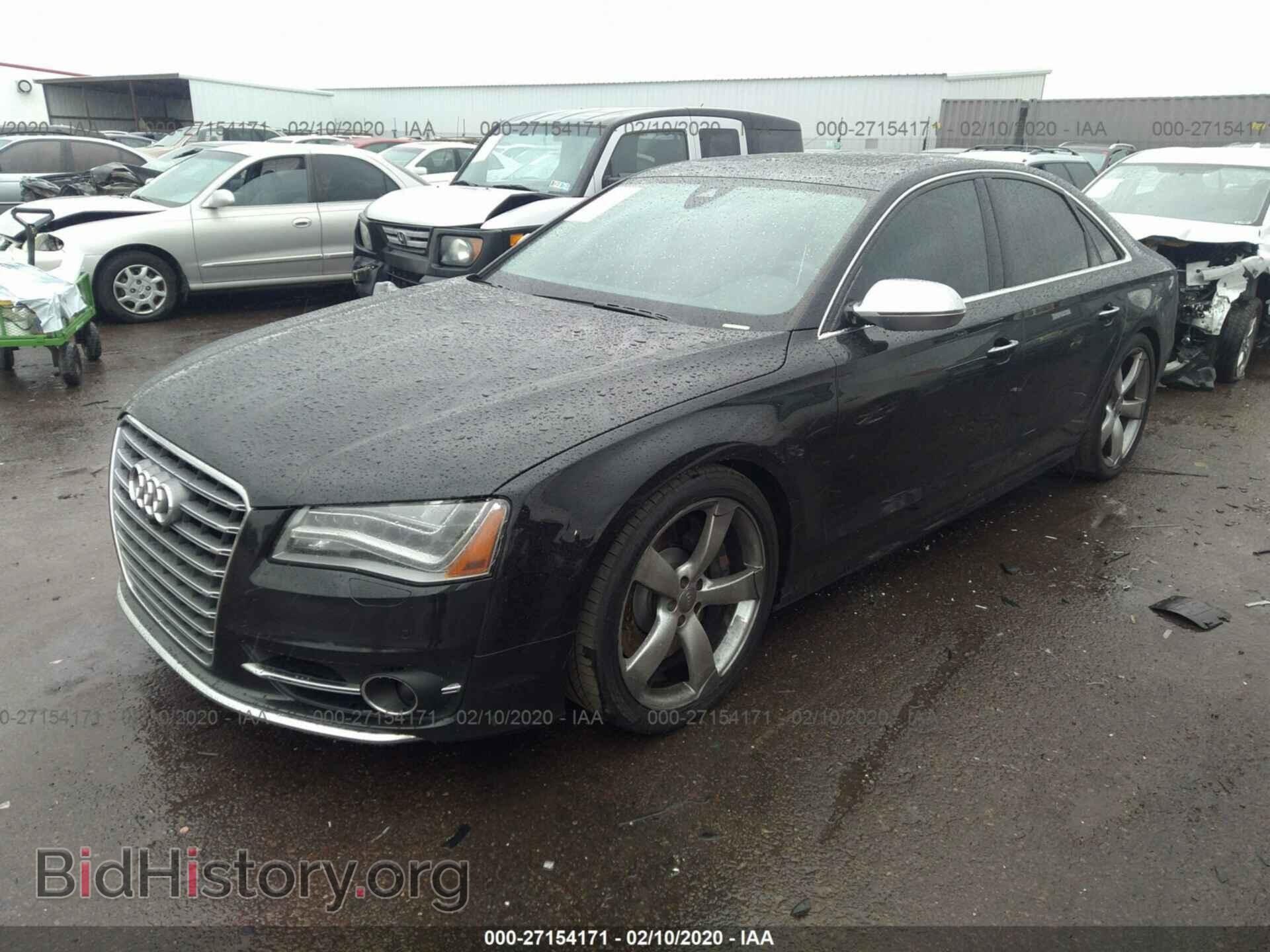 2013 AUDI S8 - VIN: WAUD2AFD4DN017935 - Фото 2