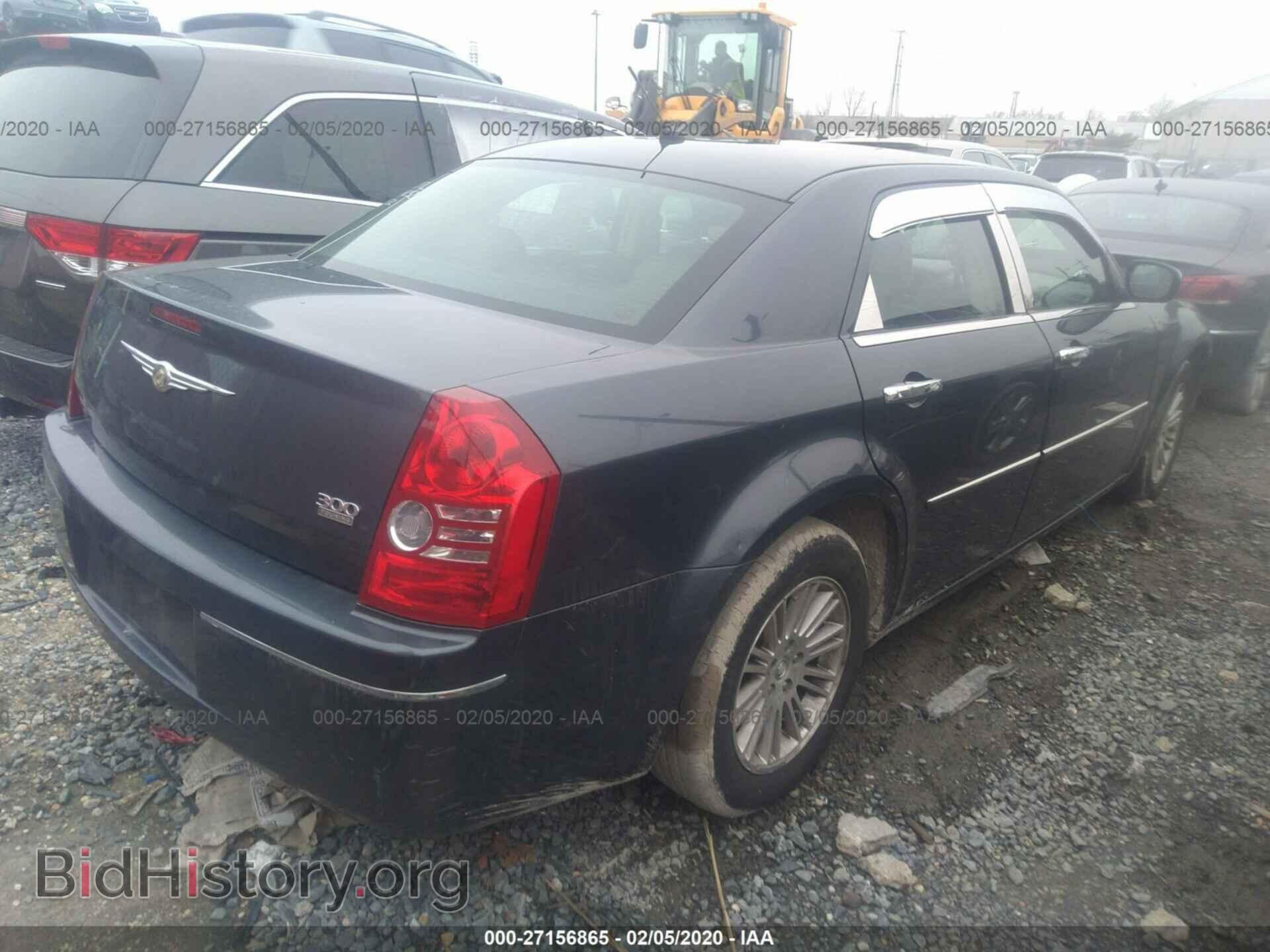 2008 CHRYSLER 300 - VIN: 2C3KA53G18H119232 - Фото 4
