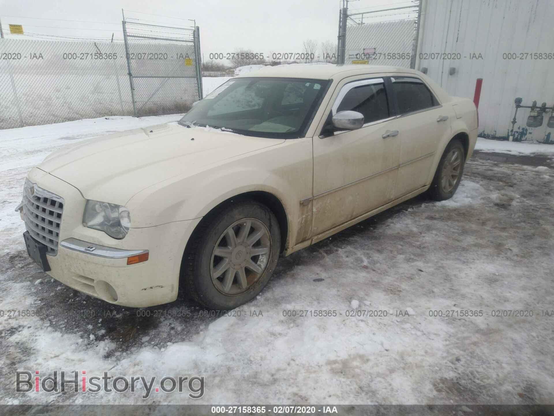 2006 CHRYSLER 300C - VIN: 2C3LA63H36H108474 - Фото 2