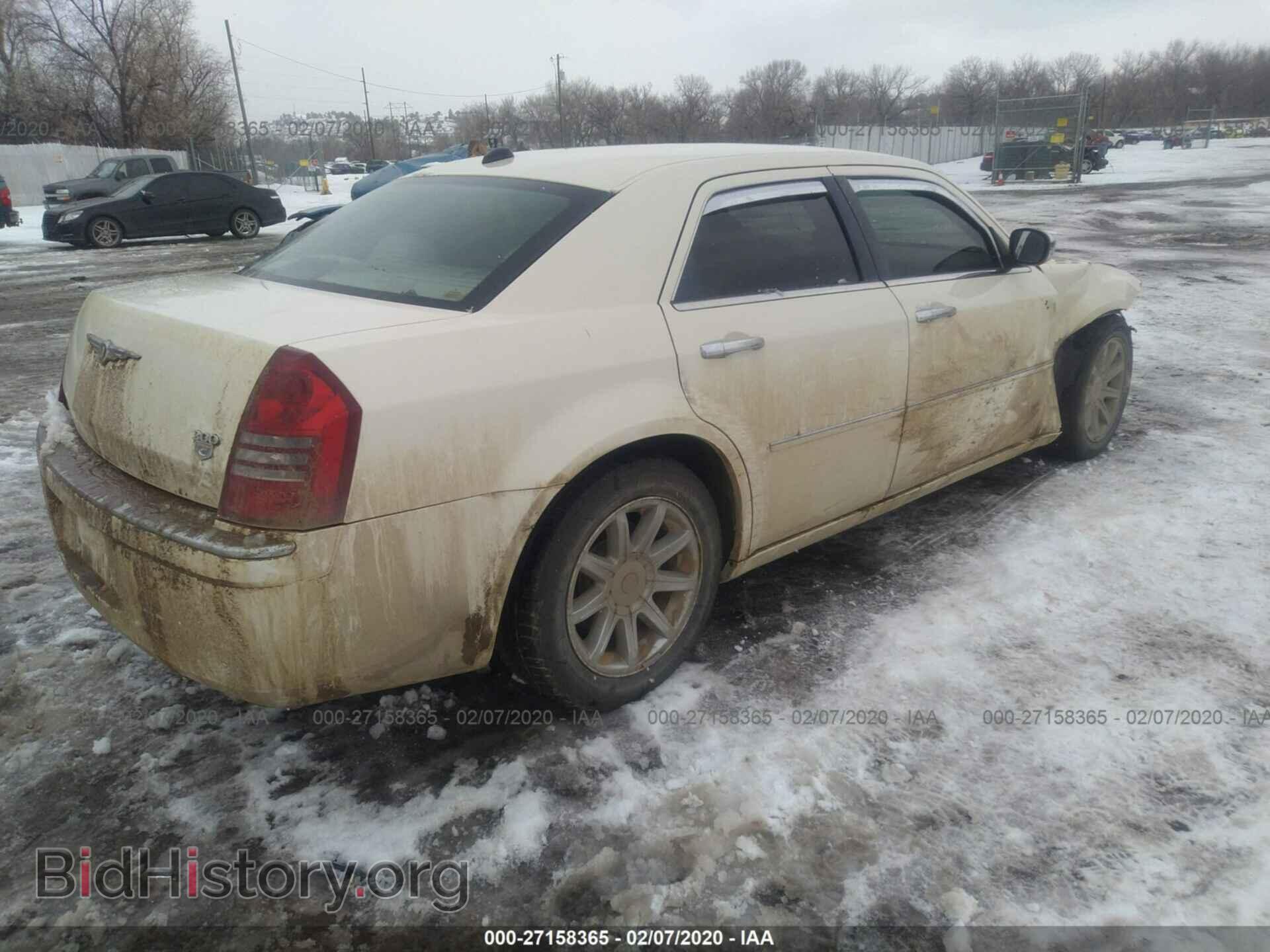 2006 CHRYSLER 300C - VIN: 2C3LA63H36H108474 - Фото 4