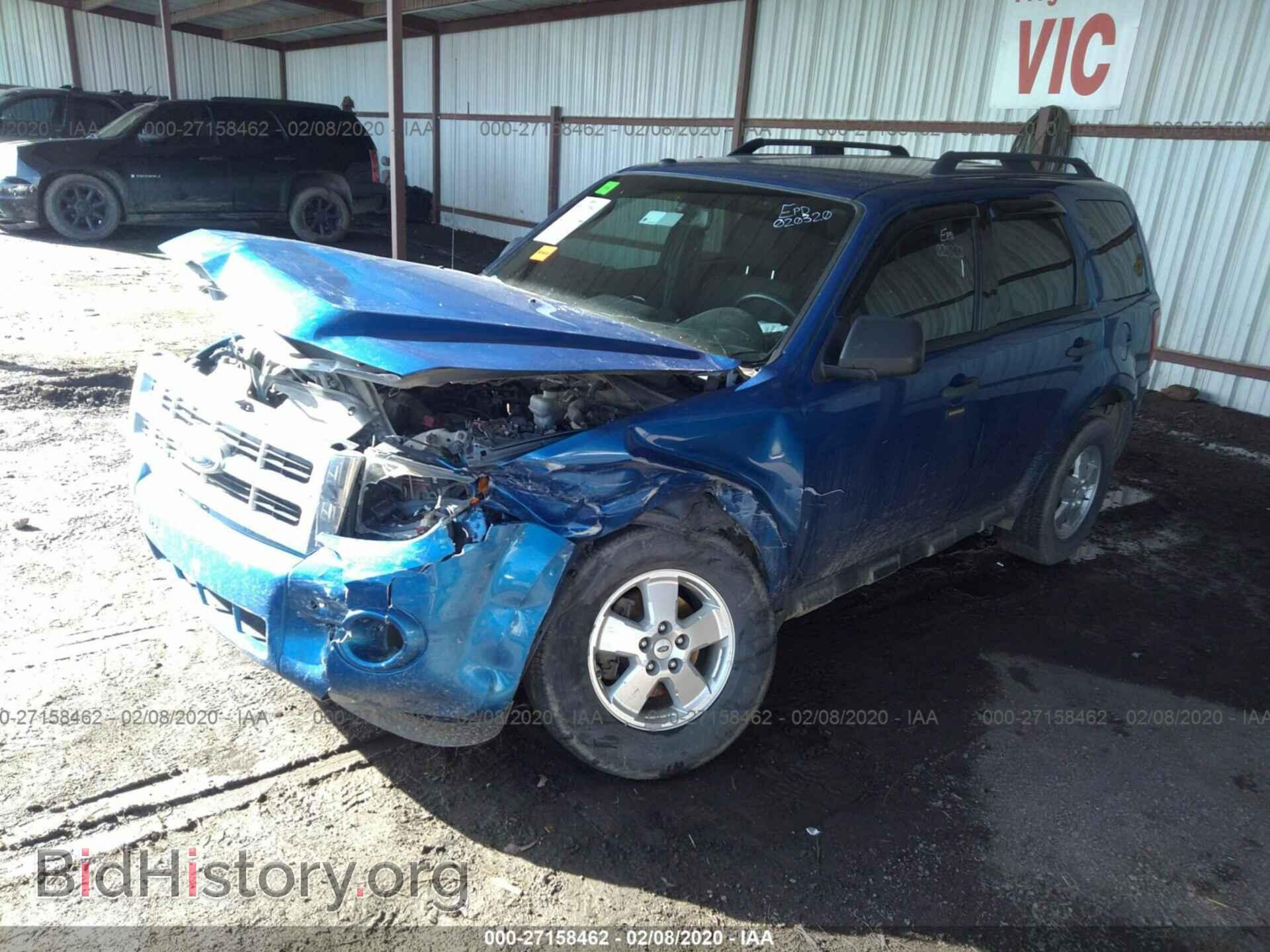 2011 FORD ESCAPE - VIN: 1FMCU0DG0BKC40256 - Photo 2