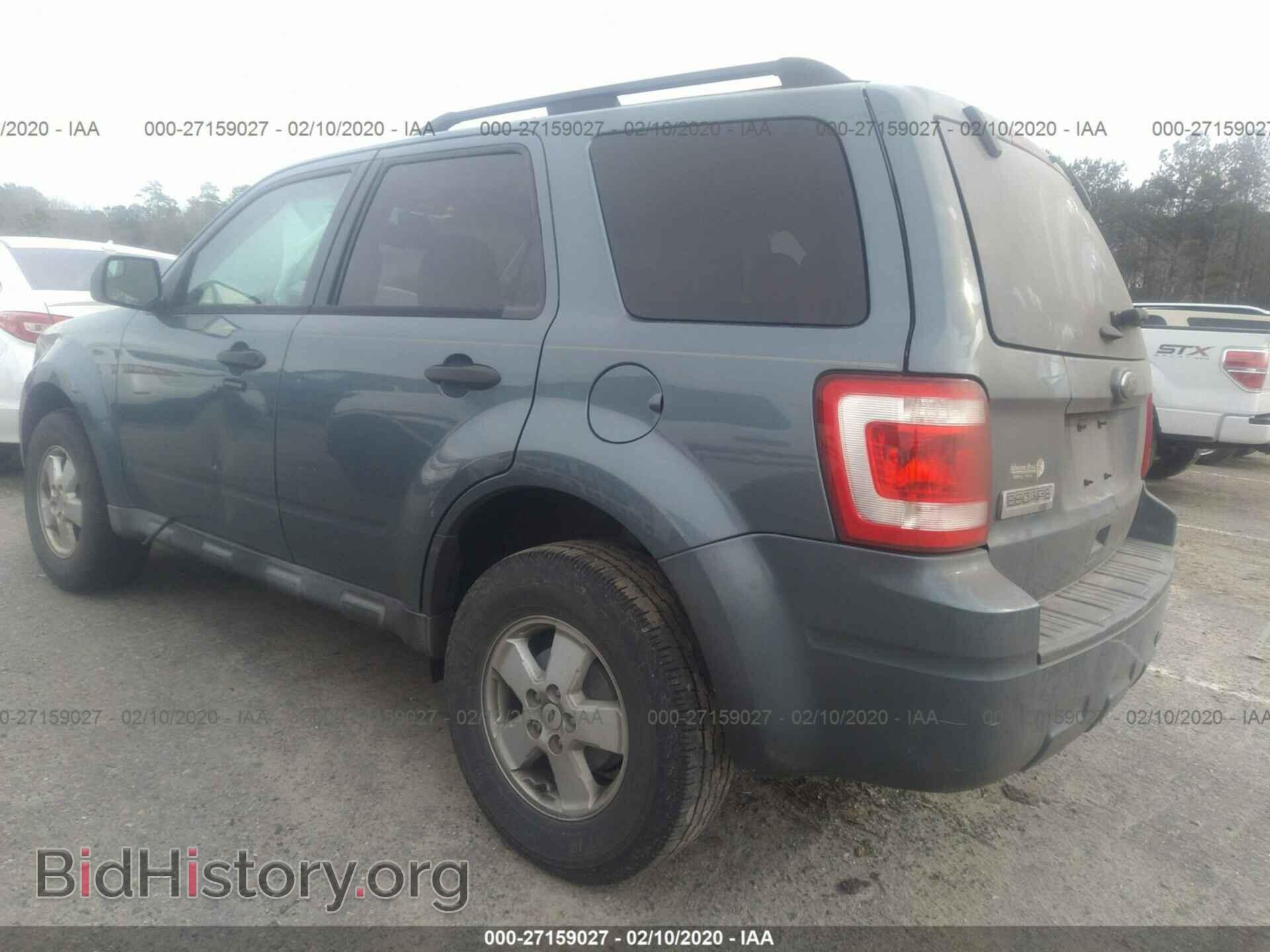 2011 FORD ESCAPE - VIN: 1FMCU0D72BKC23085 - Фото 3