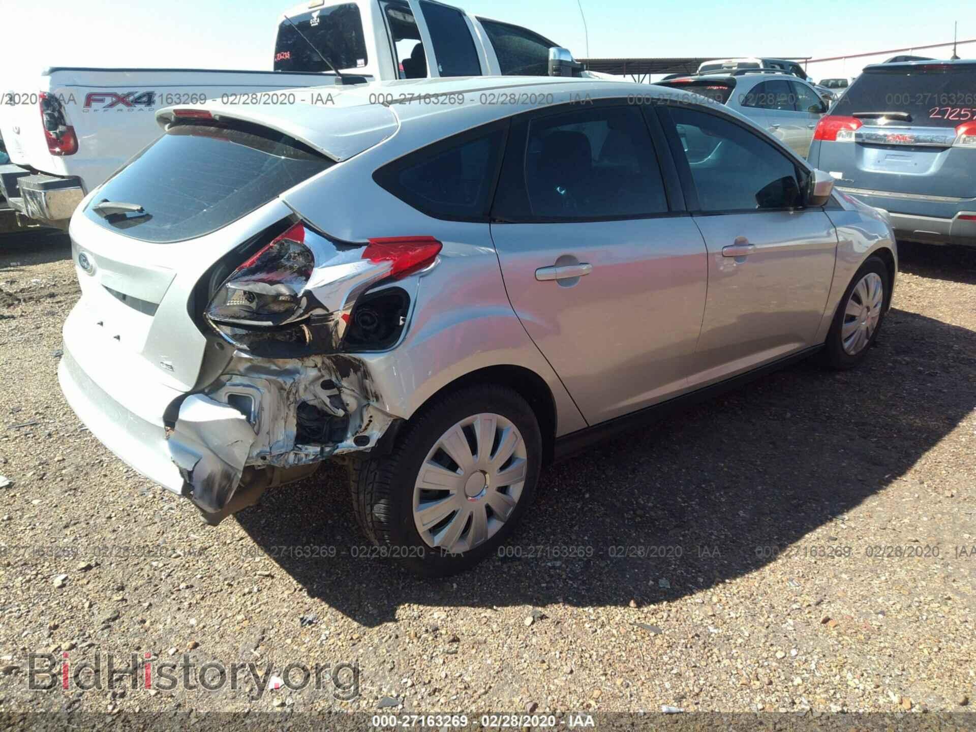 2012 Ford Focus - VIN: 1FAHP3K21CL141635 - Photo 4