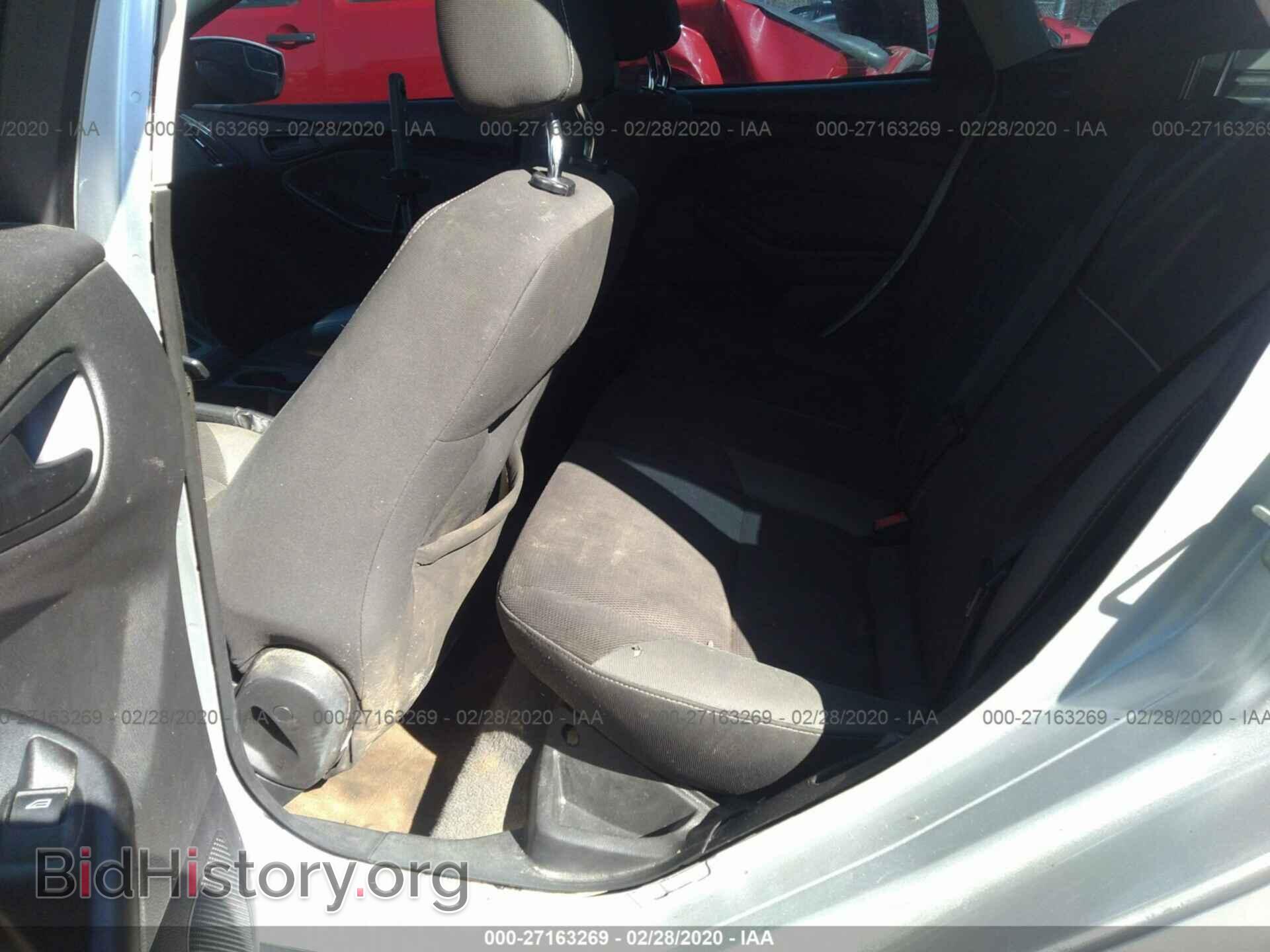 2012 Ford Focus - VIN: 1FAHP3K21CL141635 - Photo 8