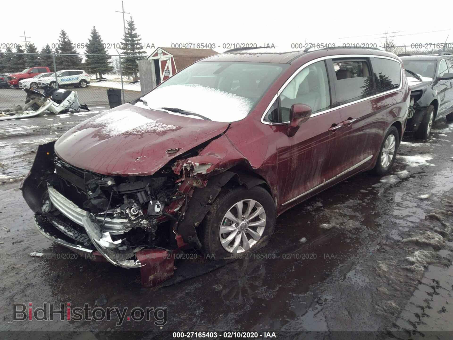 2019 CHRYSLER PACIFICA - VIN: 2C4RC1BG5KR575038 - Фото 2