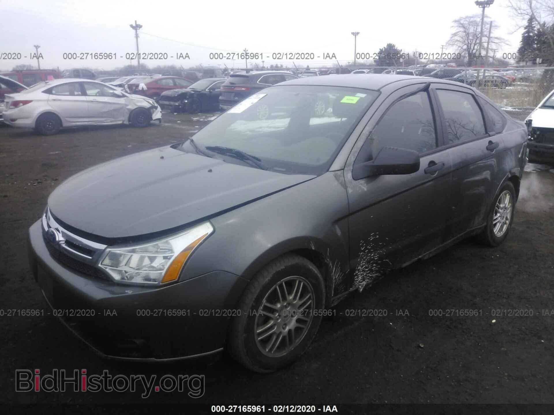 2010 FORD FOCUS - VIN: 1FAHP3FN2AW200823 - Photo 2