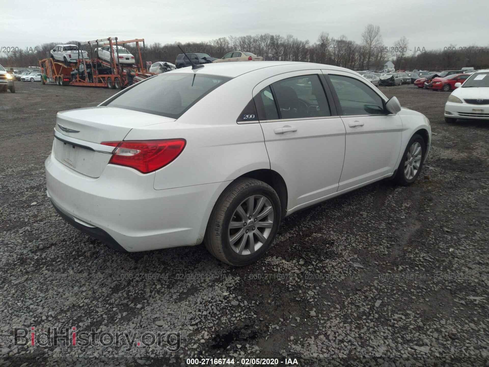 2013 CHRYSLER 200 - VIN: 1C3CCBBB8DN764612 - Фото 4