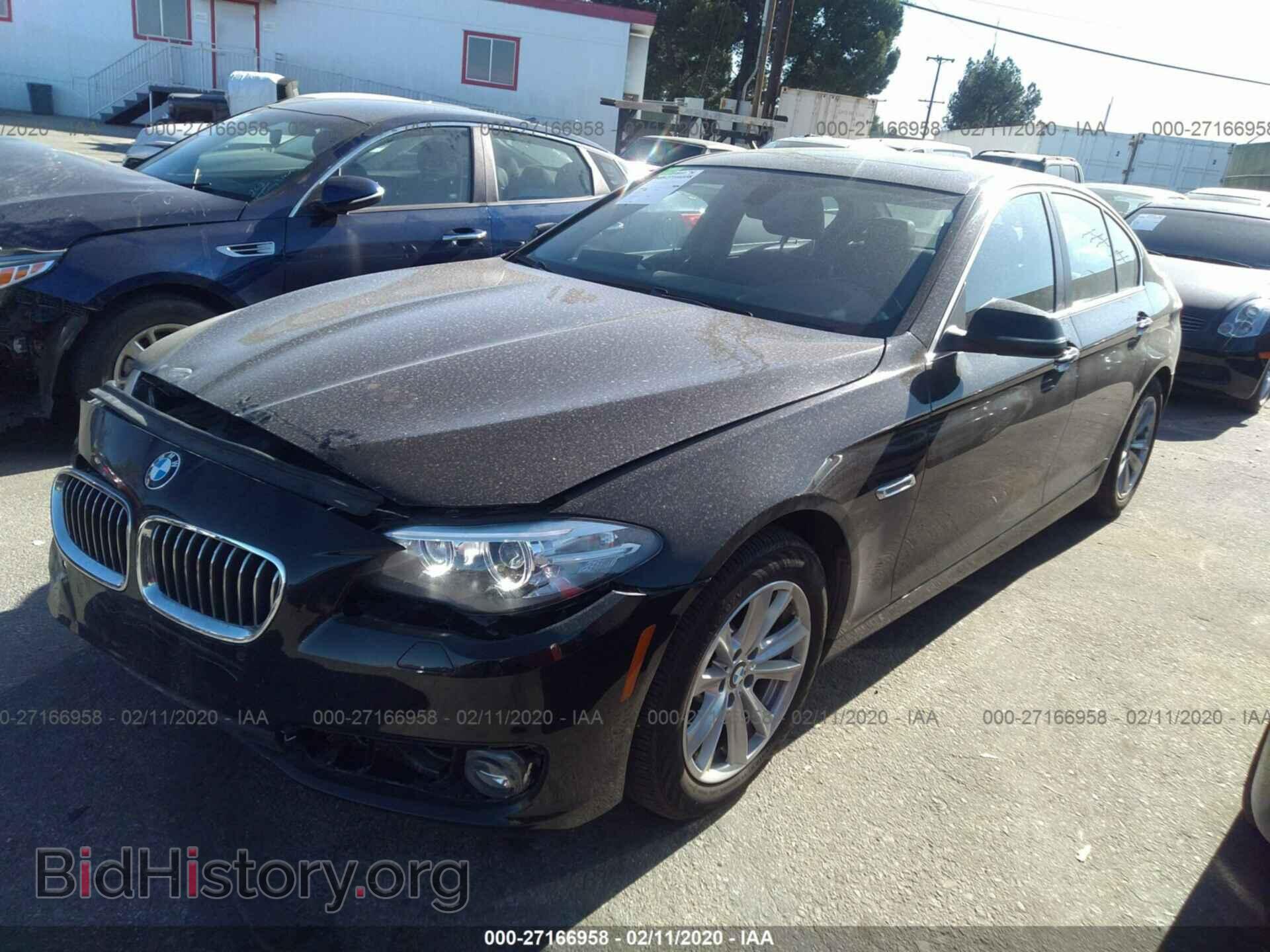 2016 BMW 528 - VIN: WBA5A5C53GG352821 - Photo 2