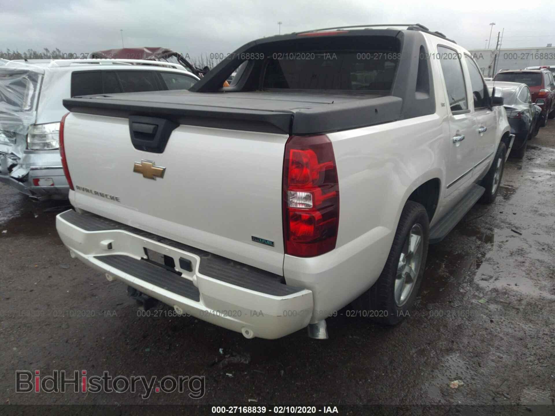 2011 CHEVROLET AVALANCHE - VIN: 3GNMCGE09BG228076 - Фото 4