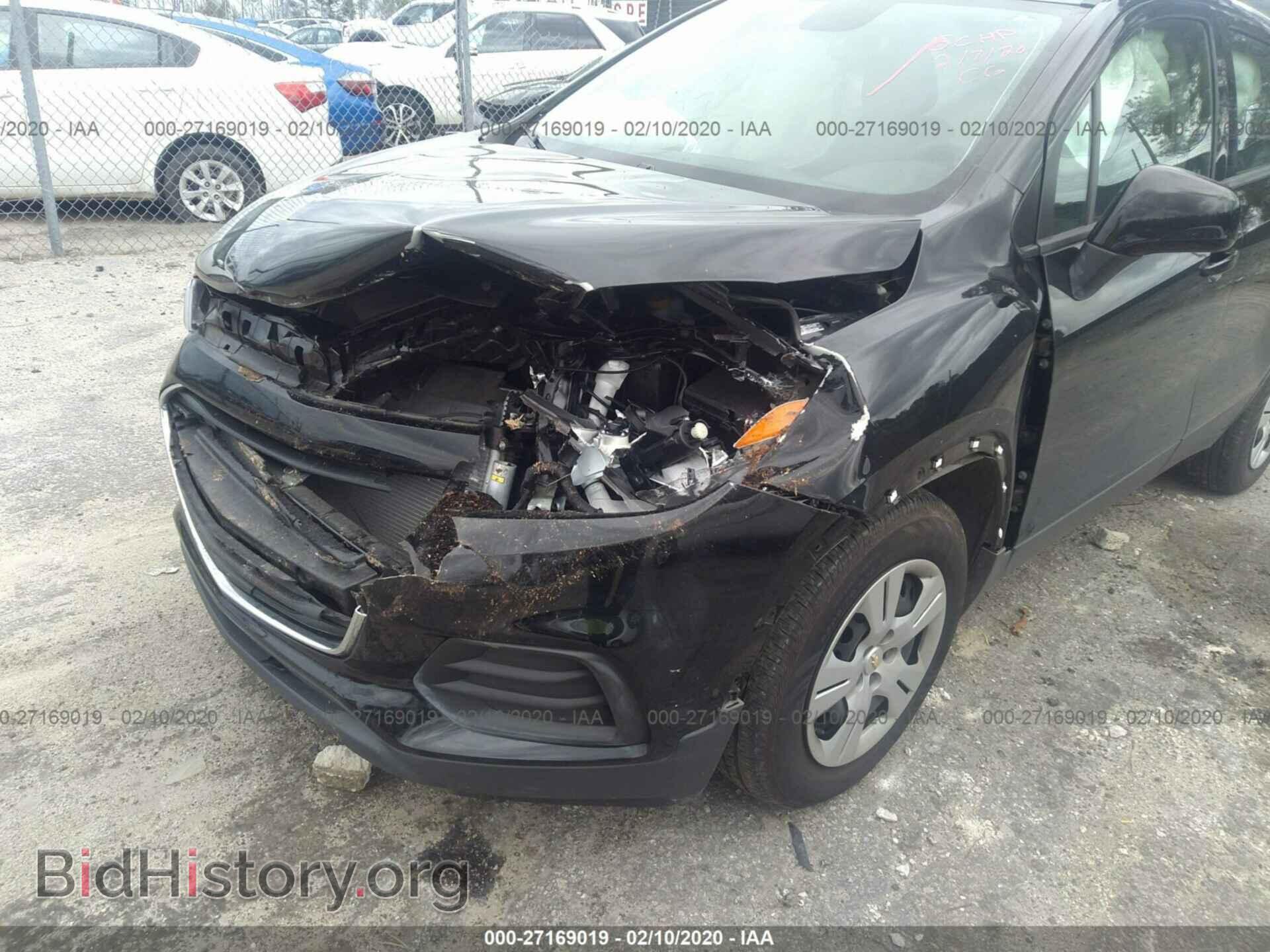 2019 CHEVROLET TRAX - VIN: 3GNCJKSB9KL120672 - Фото 6
