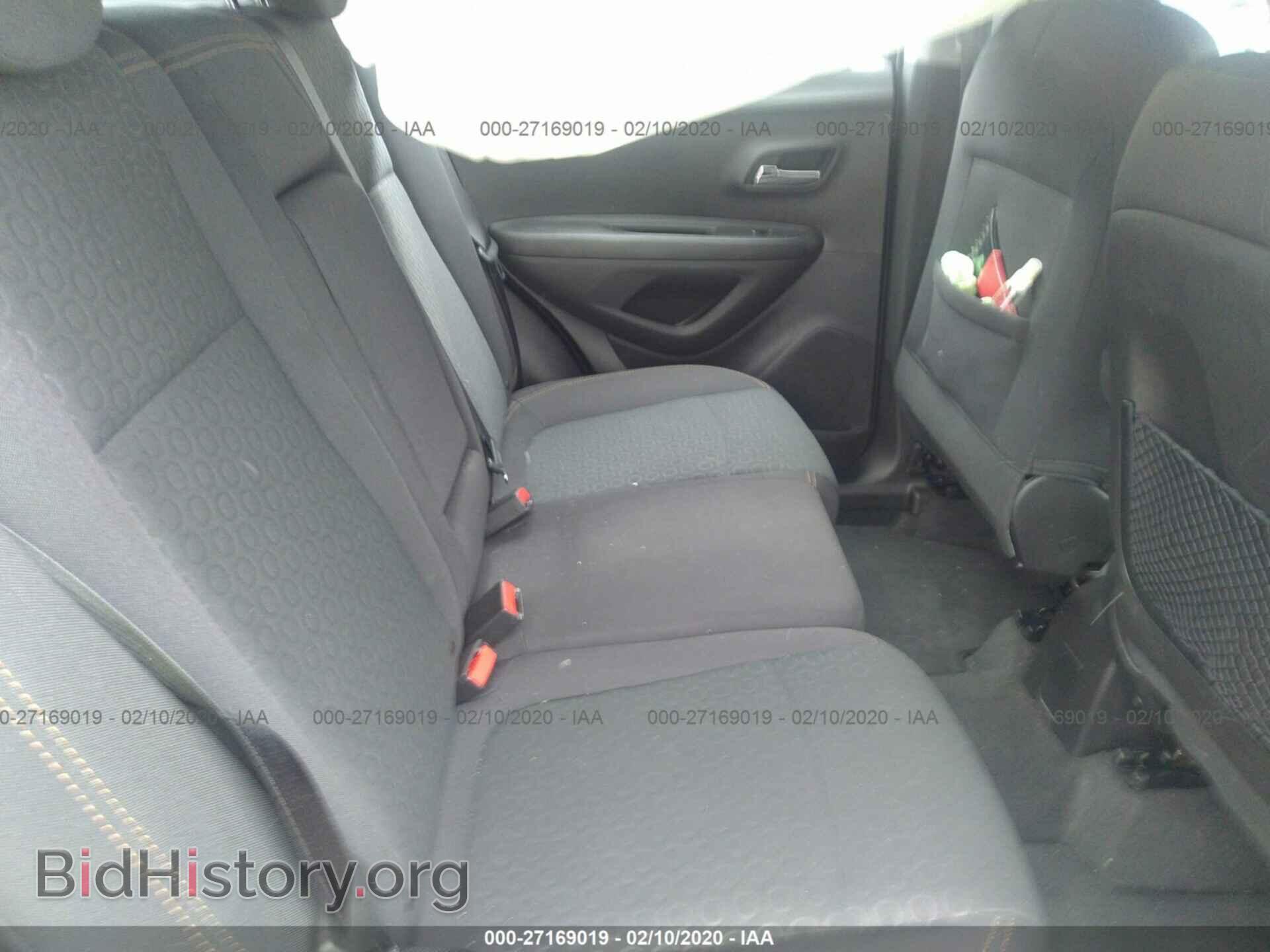 2019 CHEVROLET TRAX - VIN: 3GNCJKSB9KL120672 - Фото 8
