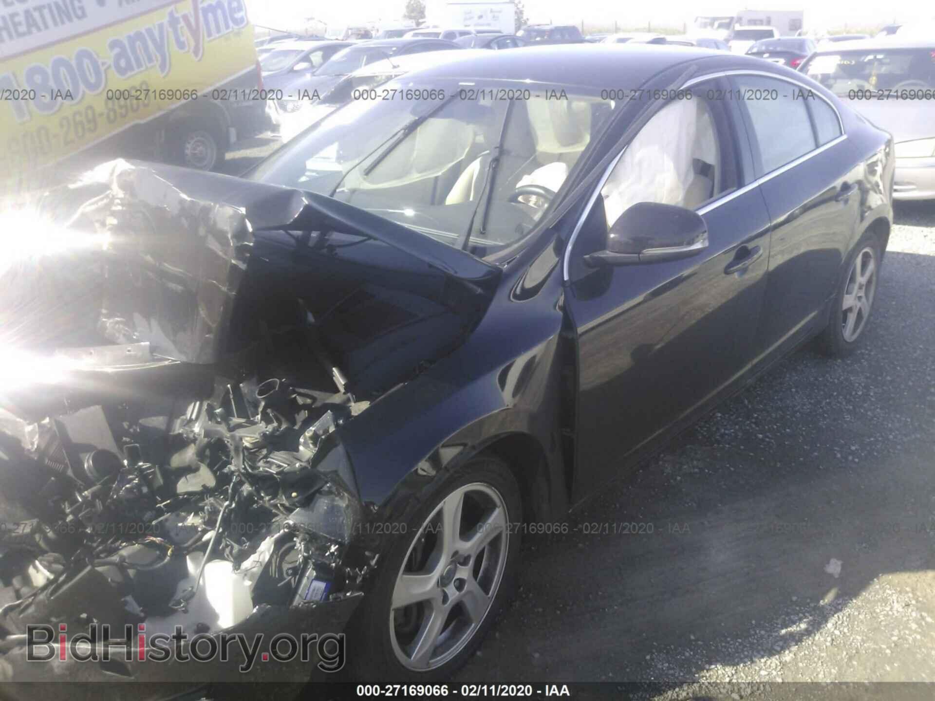 2013 VOLVO S60 - VIN: YV1612FS8D2185155 - Фото 2