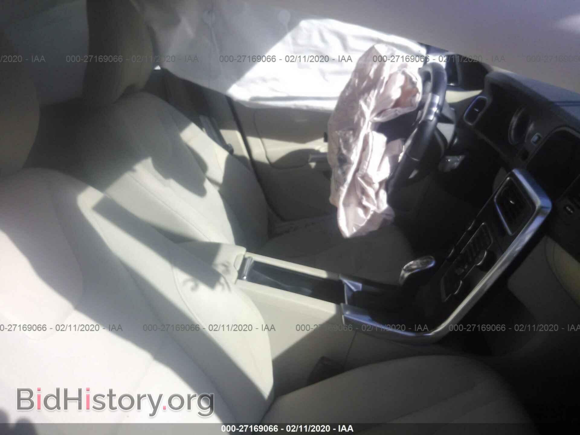2013 VOLVO S60 - VIN: YV1612FS8D2185155 - Фото 5