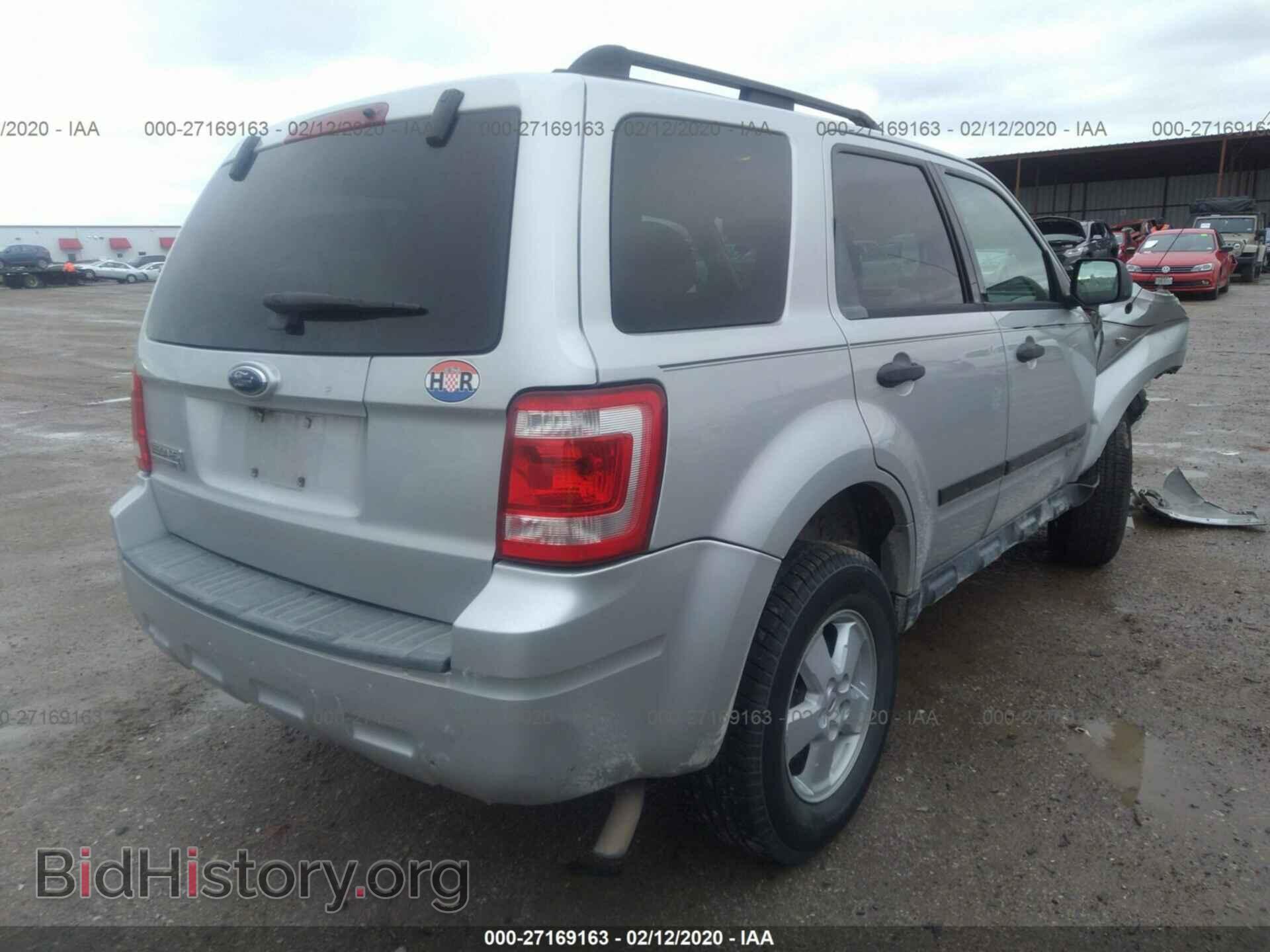 2008 FORD ESCAPE - VIN: 1FMCU03168KC98331 - Photo 4