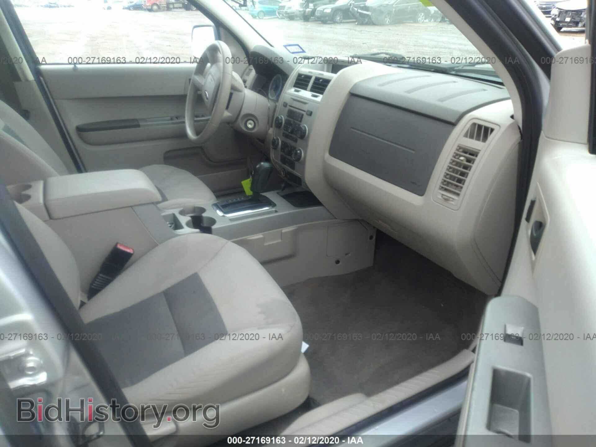 2008 FORD ESCAPE - VIN: 1FMCU03168KC98331 - Photo 5