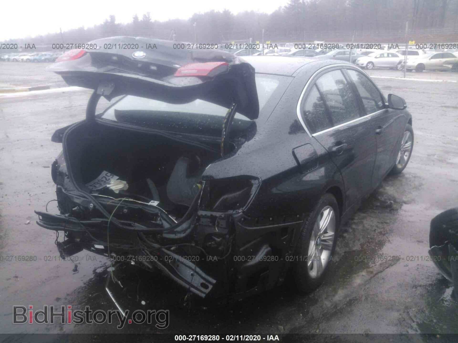 2017 BMW 330 - VIN: WBA8D9G50HNU60249 - Фото 4