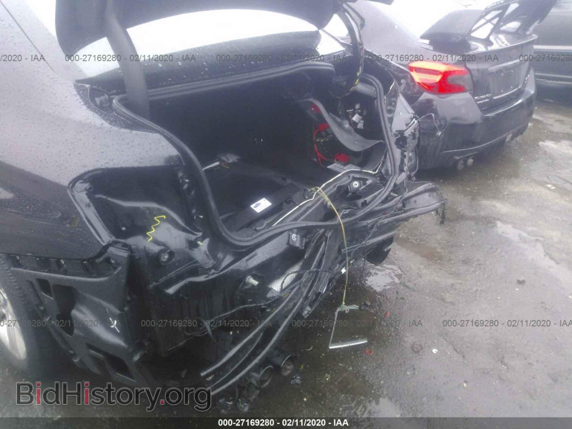 2017 BMW 330 - VIN: WBA8D9G50HNU60249 - Фото 6