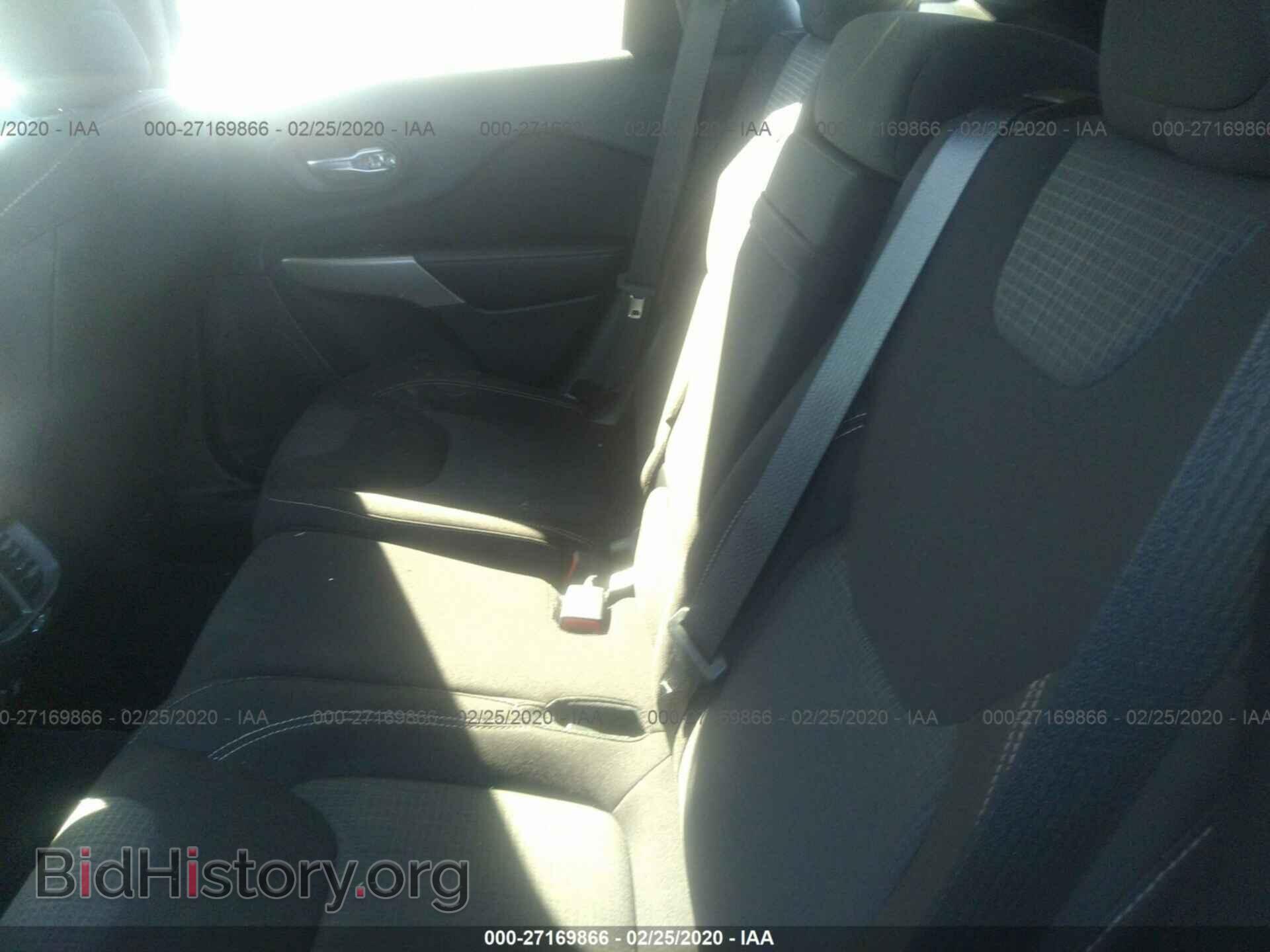 2017 JEEP CHEROKEE - VIN: 1C4PJLCB7HW577644 - Фото 8
