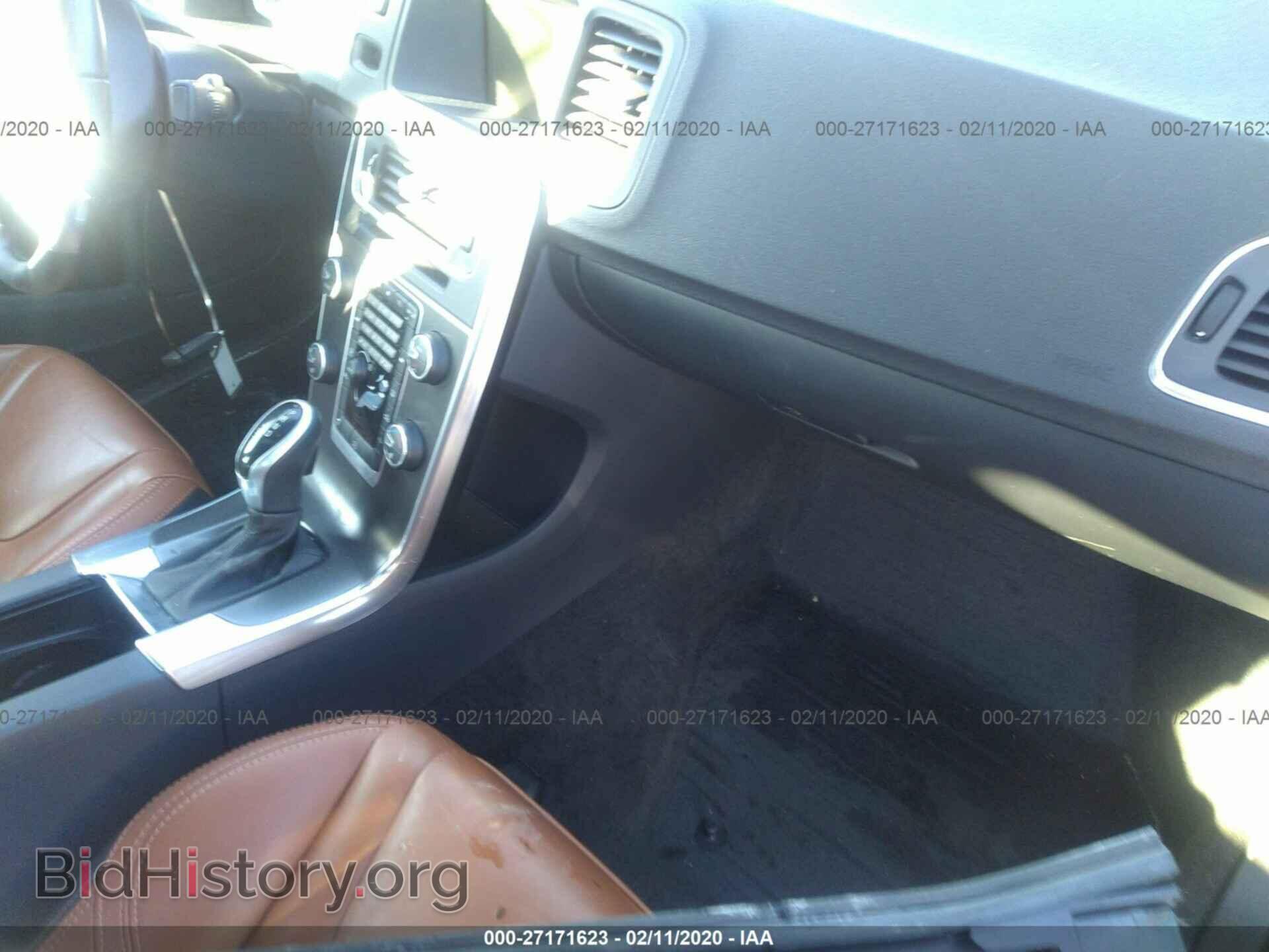 2015 VOLVO S60 - VIN: YV126MFB9F2302756 - Фото 5