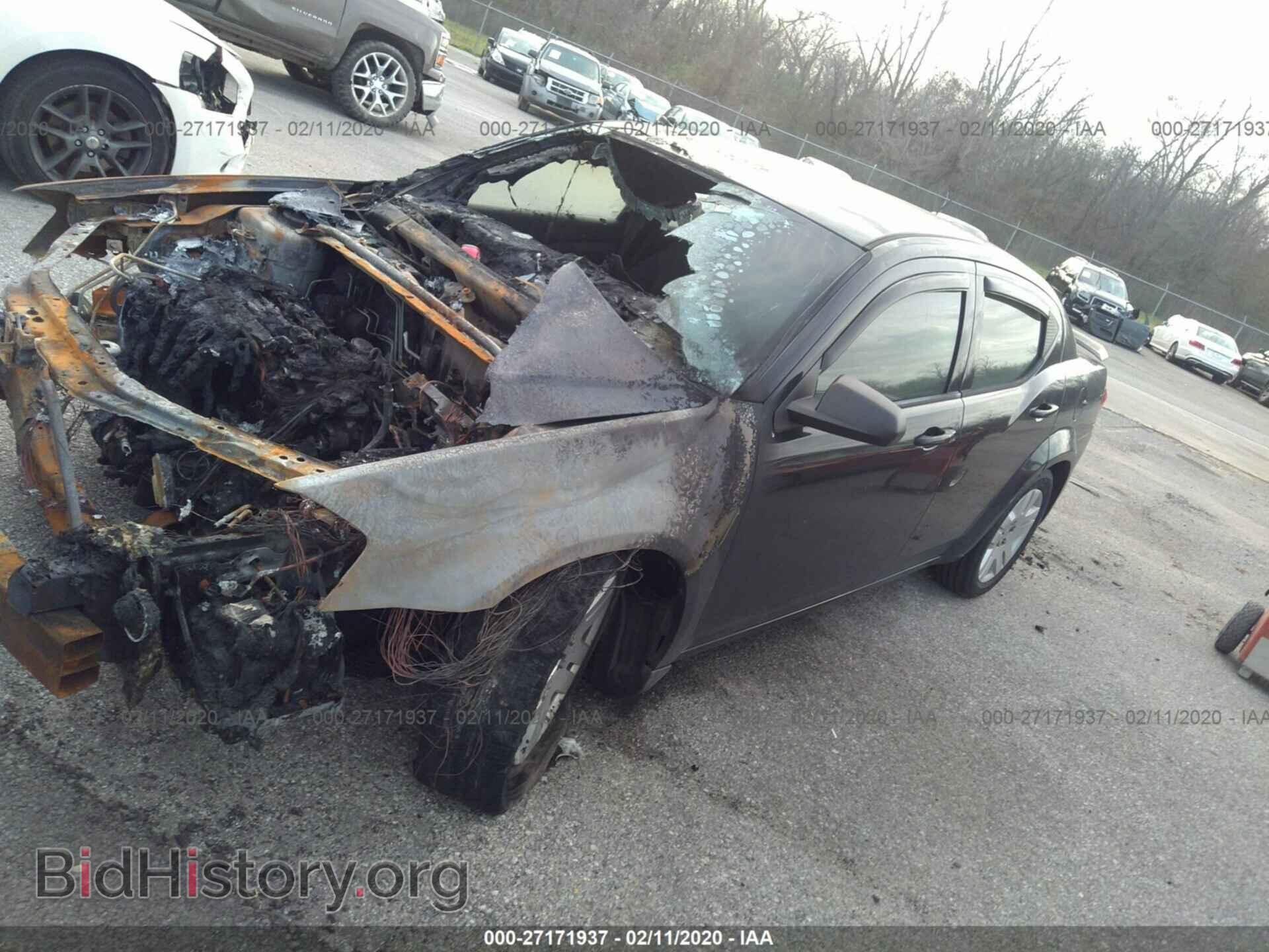 2011 DODGE AVENGER - VIN: 1B3BD4FB8BN578366 - Photo 2