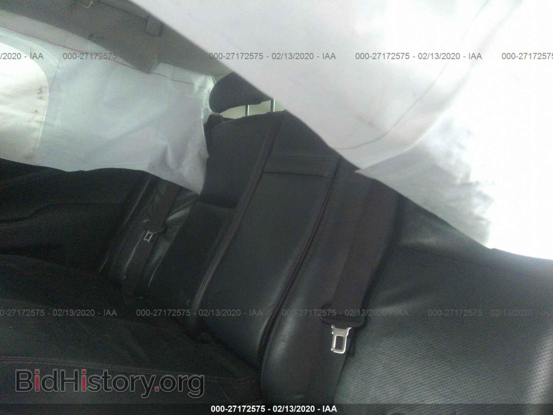 2016 LEXUS LS - VIN: JTHBL5EFXG5138781 - Photo 8