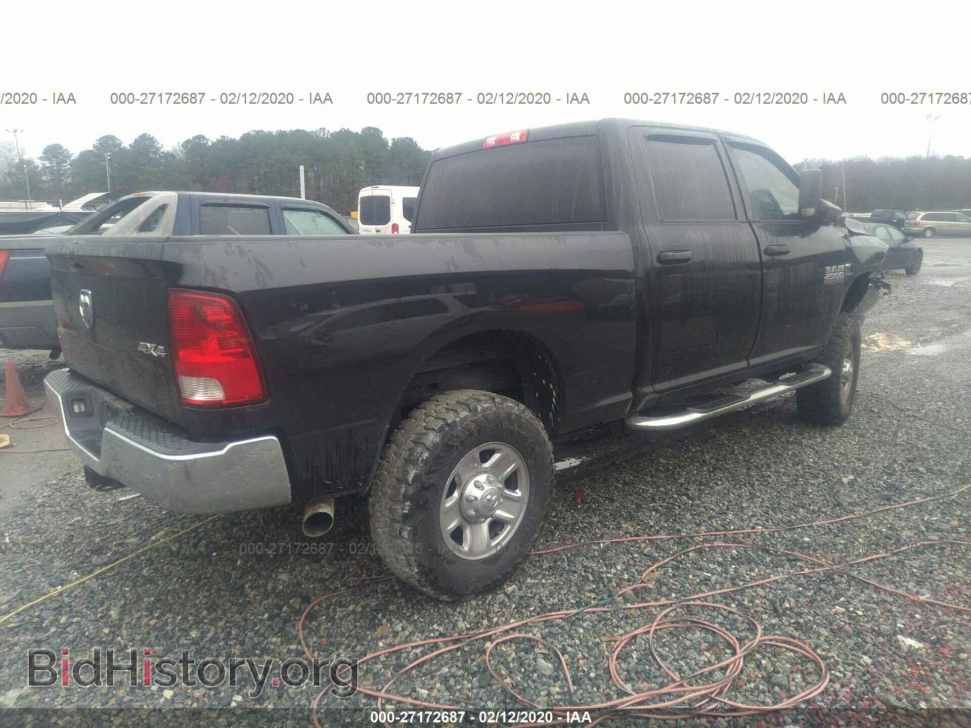 2017 RAM 2500 - VIN: 3C6UR5CL6HG584042 - Photo 4